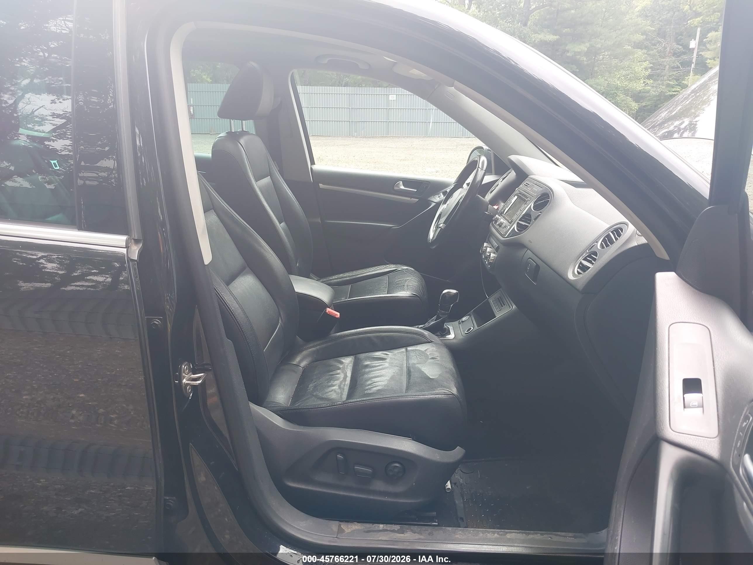 2013 Volkswagen Tiguan Sel Black vin: WVGBV7AX1DW524321
