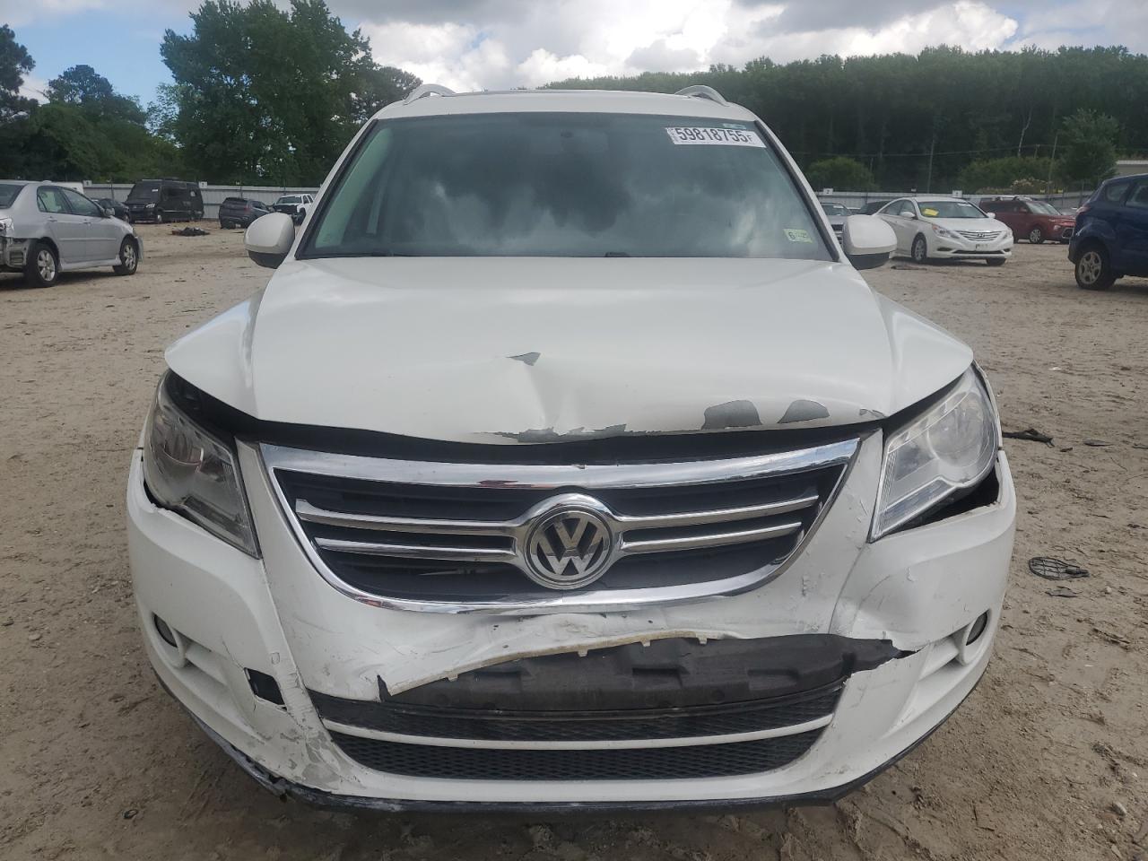 2010 Volkswagen Tiguan Se White vin: WVGBV7AX2AW516045