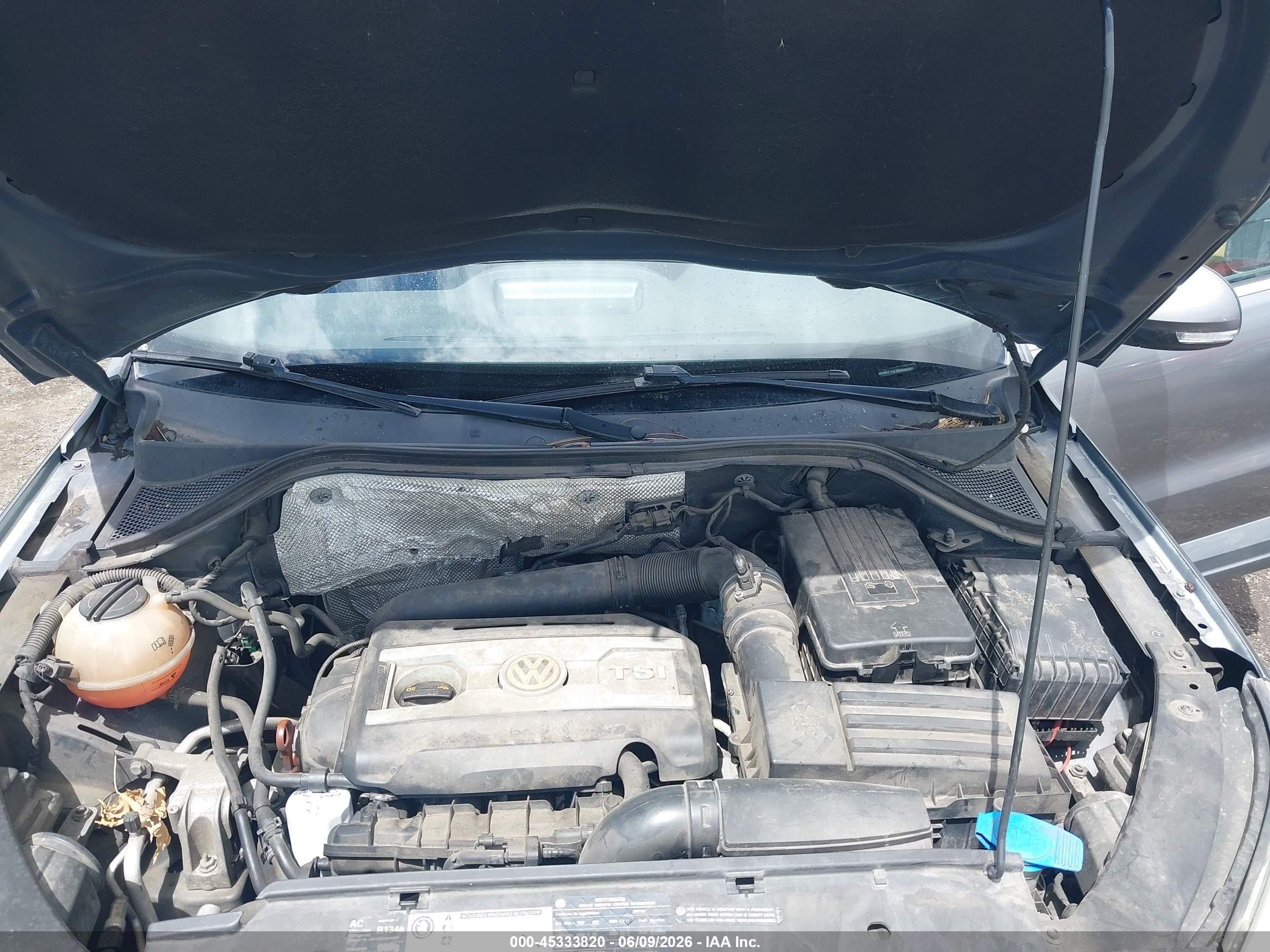 2011 Volkswagen Tiguan Se Gray vin: WVGBV7AX2BW509100