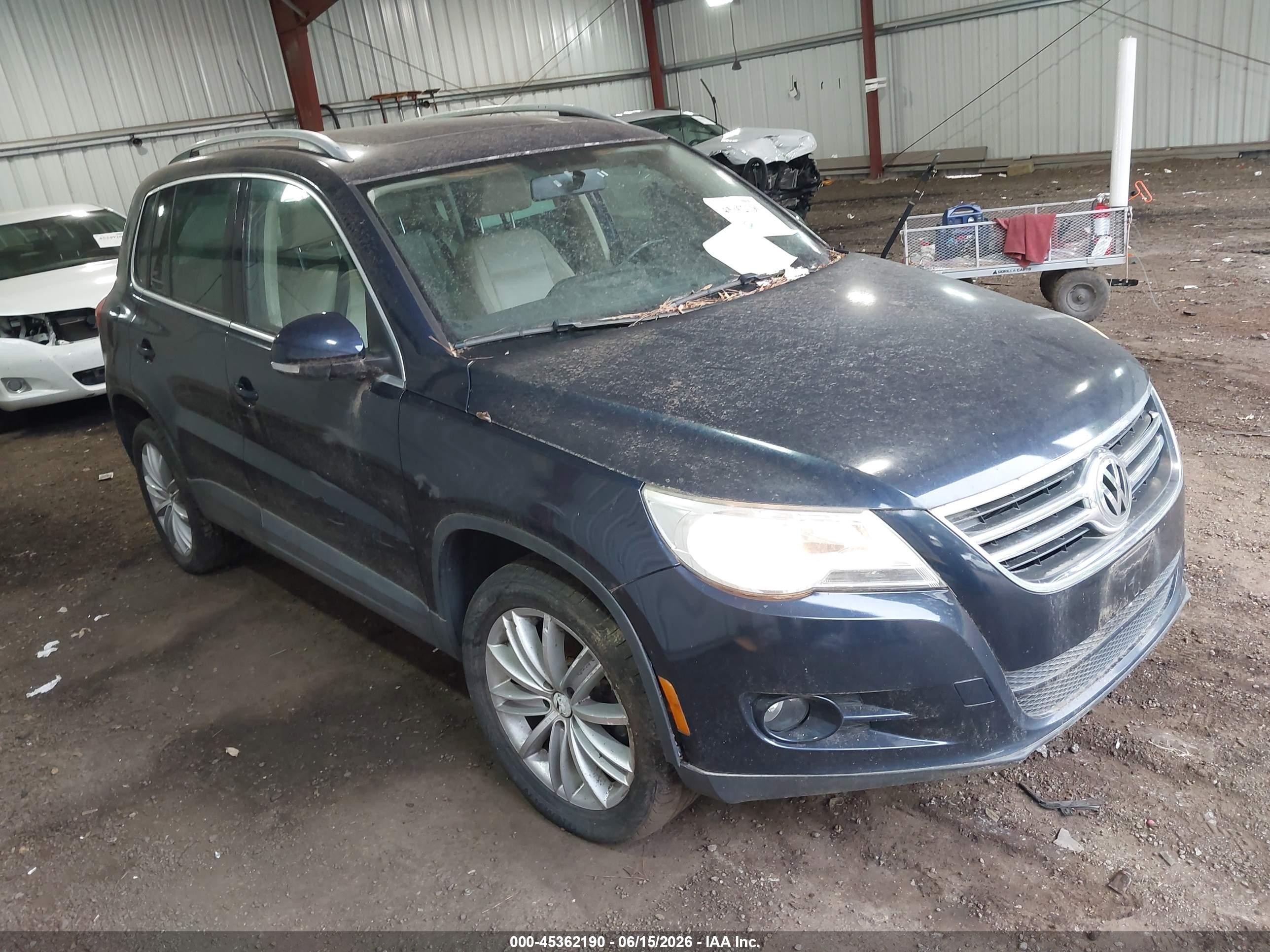 2011 Volkswagen Tiguan Se Dark Blue vin: WVGBV7AX2BW534241