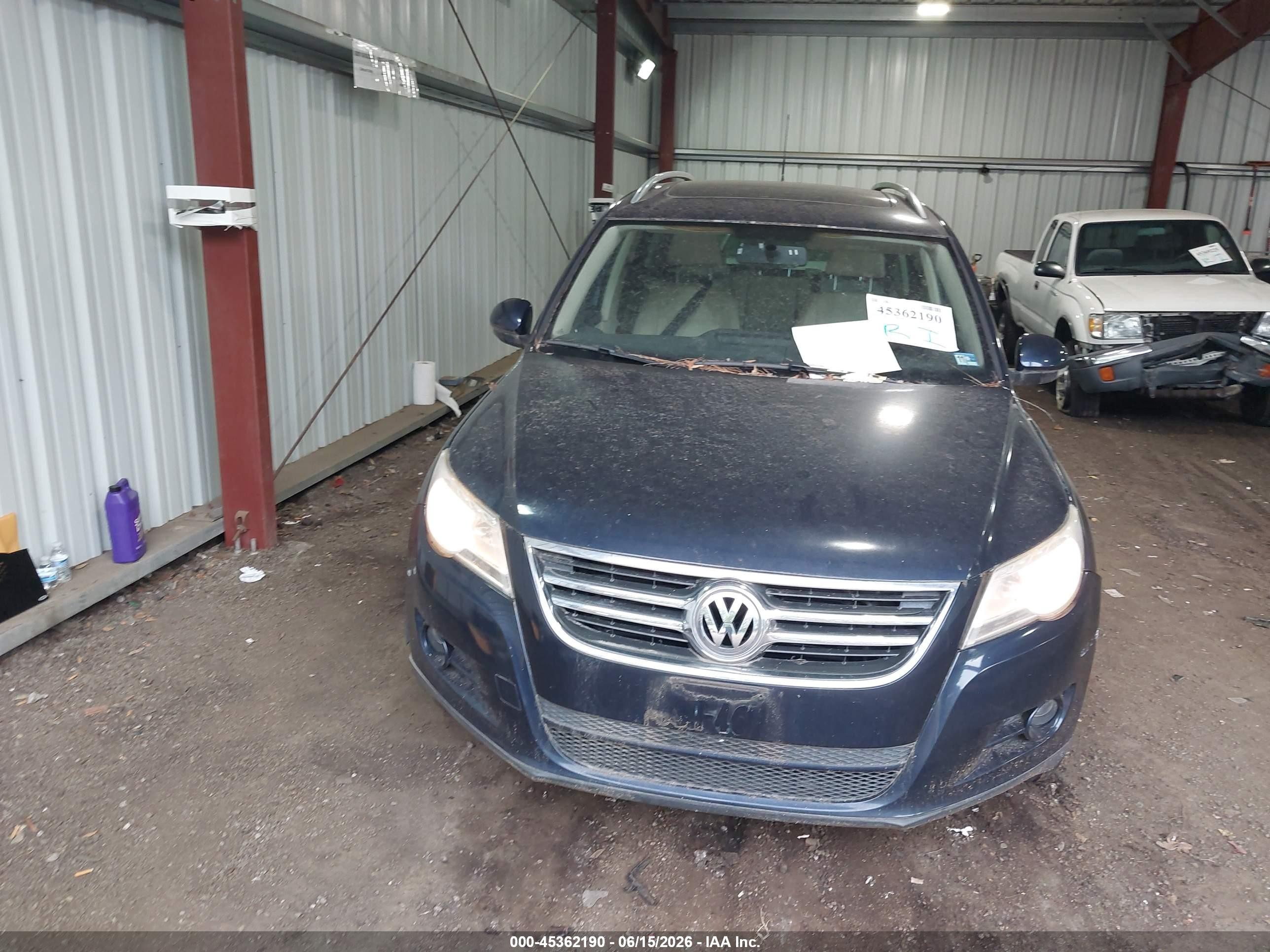 2011 Volkswagen Tiguan Se Dark Blue vin: WVGBV7AX2BW534241