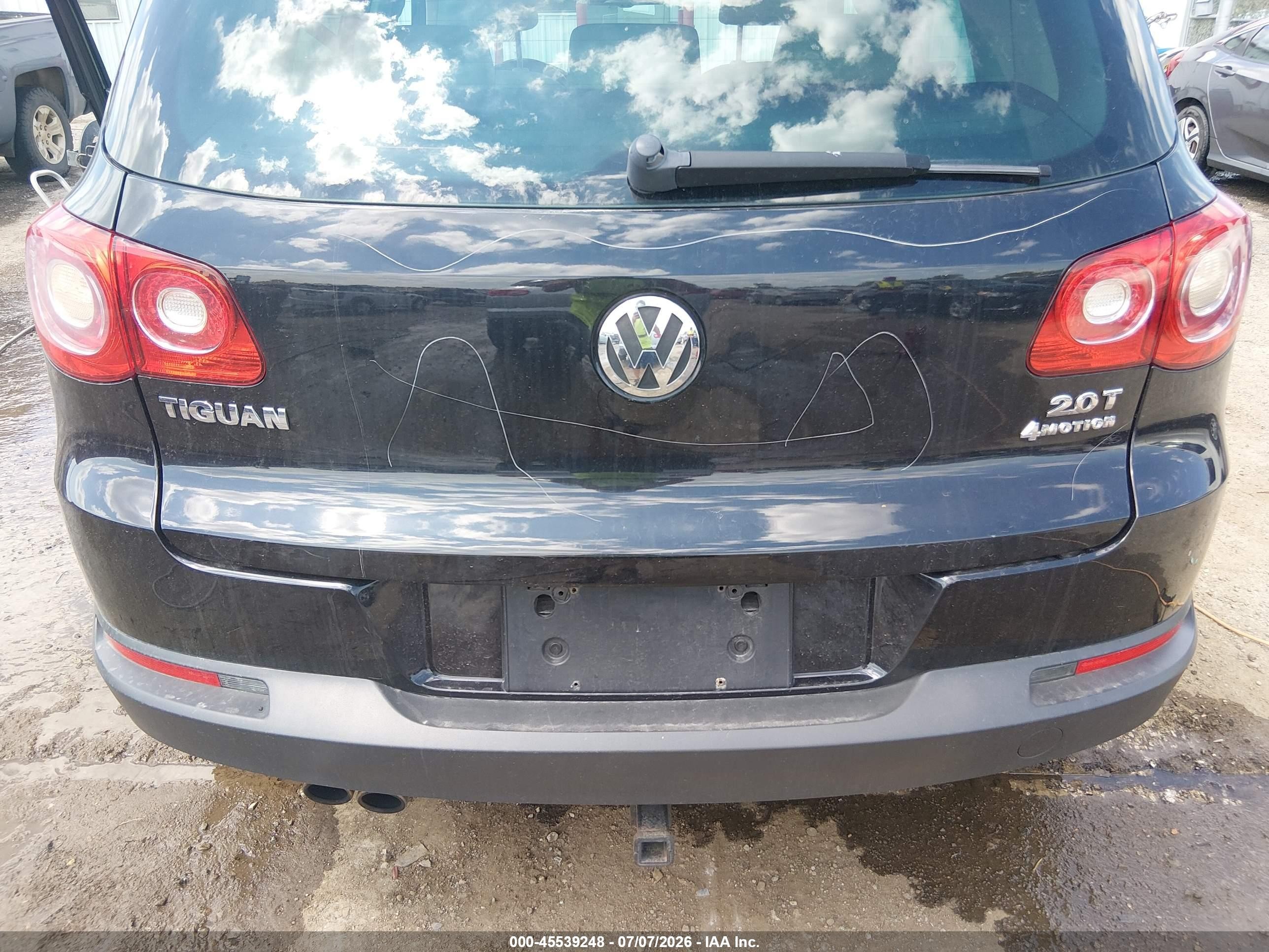 2011 Volkswagen Tiguan Sel Black vin: WVGBV7AX2BW545322