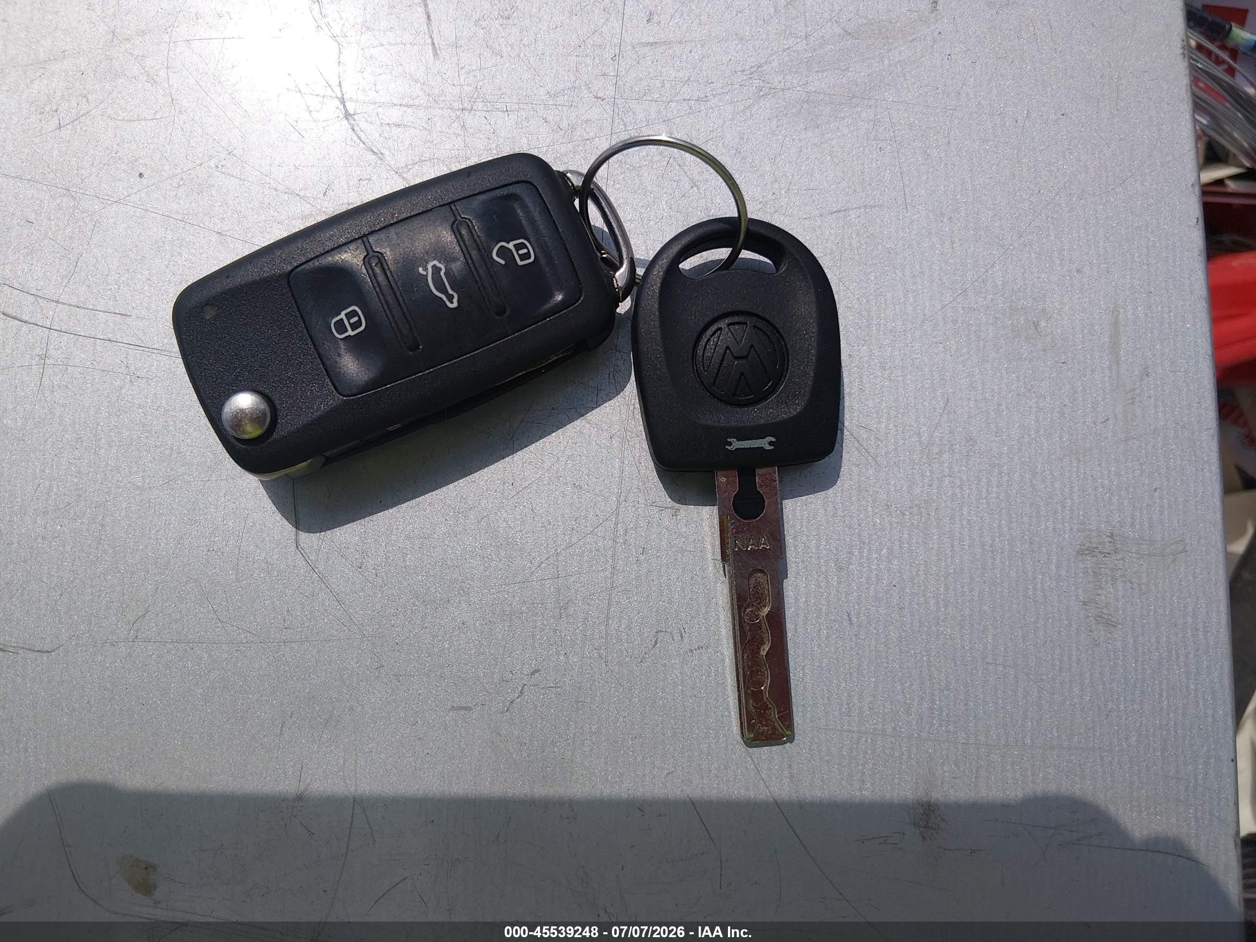 2011 Volkswagen Tiguan Sel Black vin: WVGBV7AX2BW545322