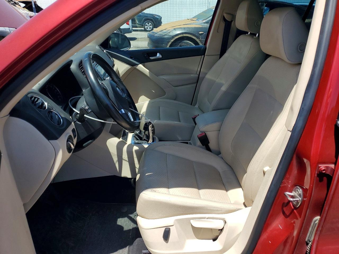 2012 Volkswagen Tiguan S Red vin: WVGBV7AX2CW102668