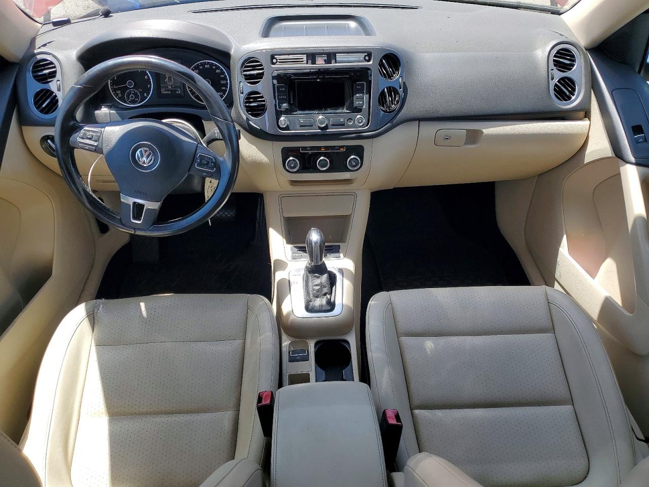 2012 Volkswagen Tiguan S Red vin: WVGBV7AX2CW102668