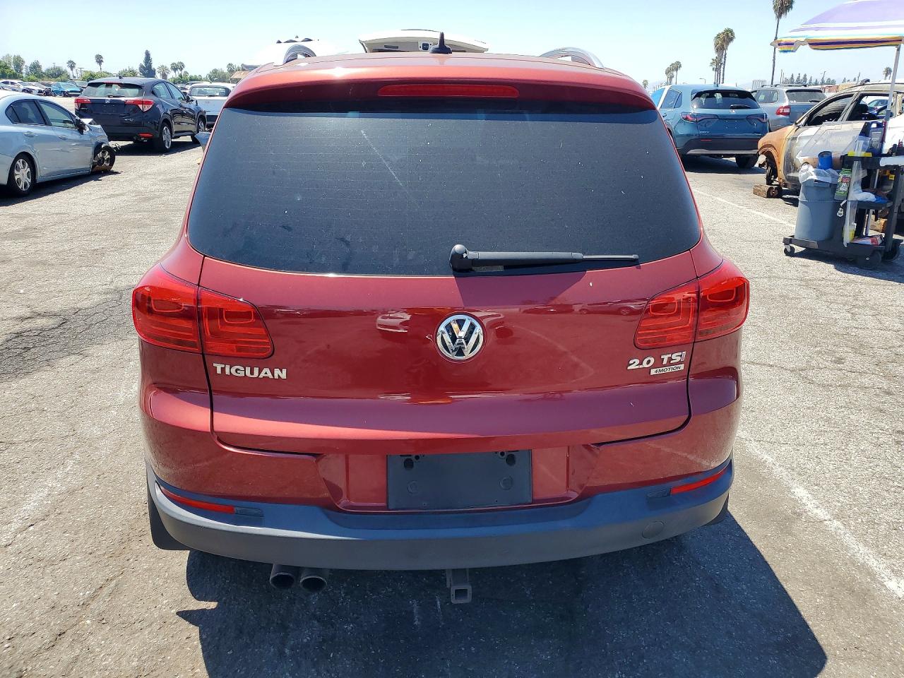 2012 Volkswagen Tiguan S Red vin: WVGBV7AX2CW102668