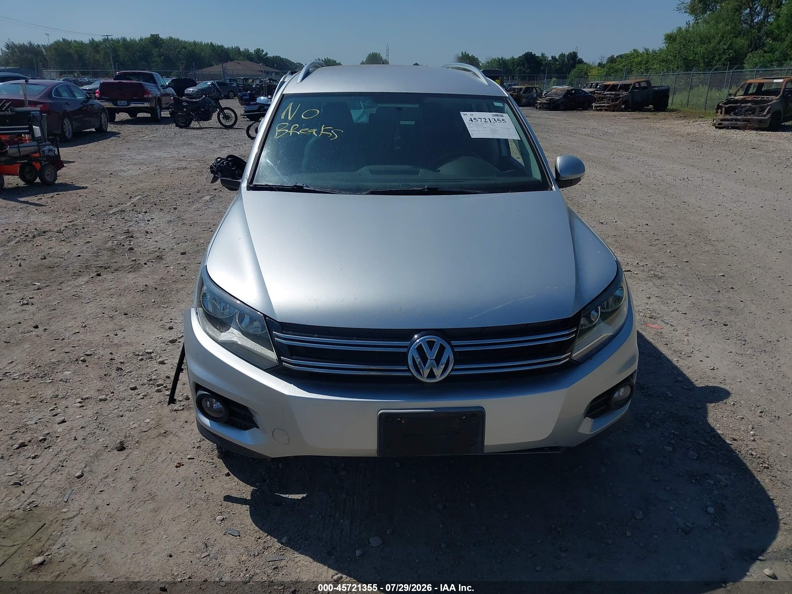 2012 Volkswagen Tiguan Se Silver vin: WVGBV7AX2CW543149