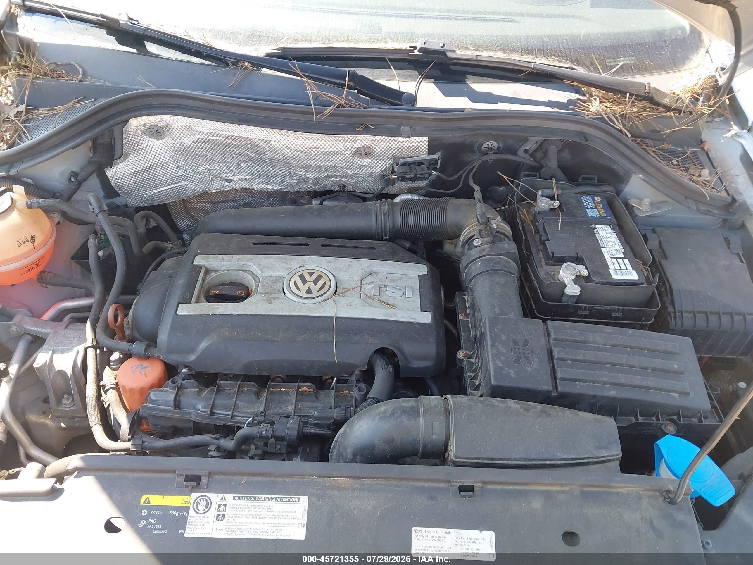 2012 Volkswagen Tiguan Se Silver vin: WVGBV7AX2CW543149