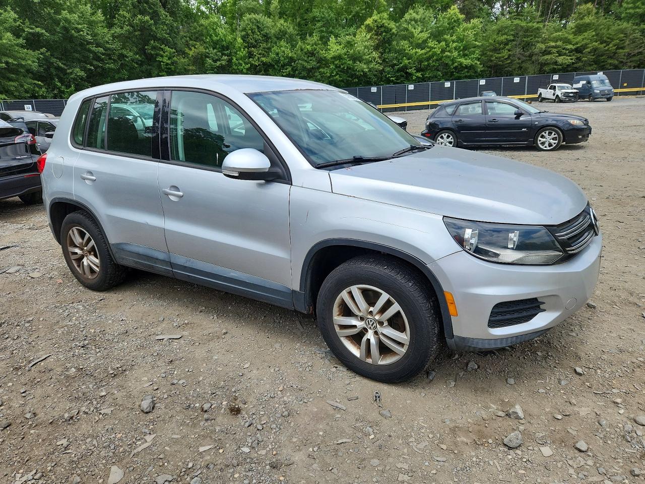 2012 Volkswagen Tiguan S Silver vin: WVGBV7AX2CW560307