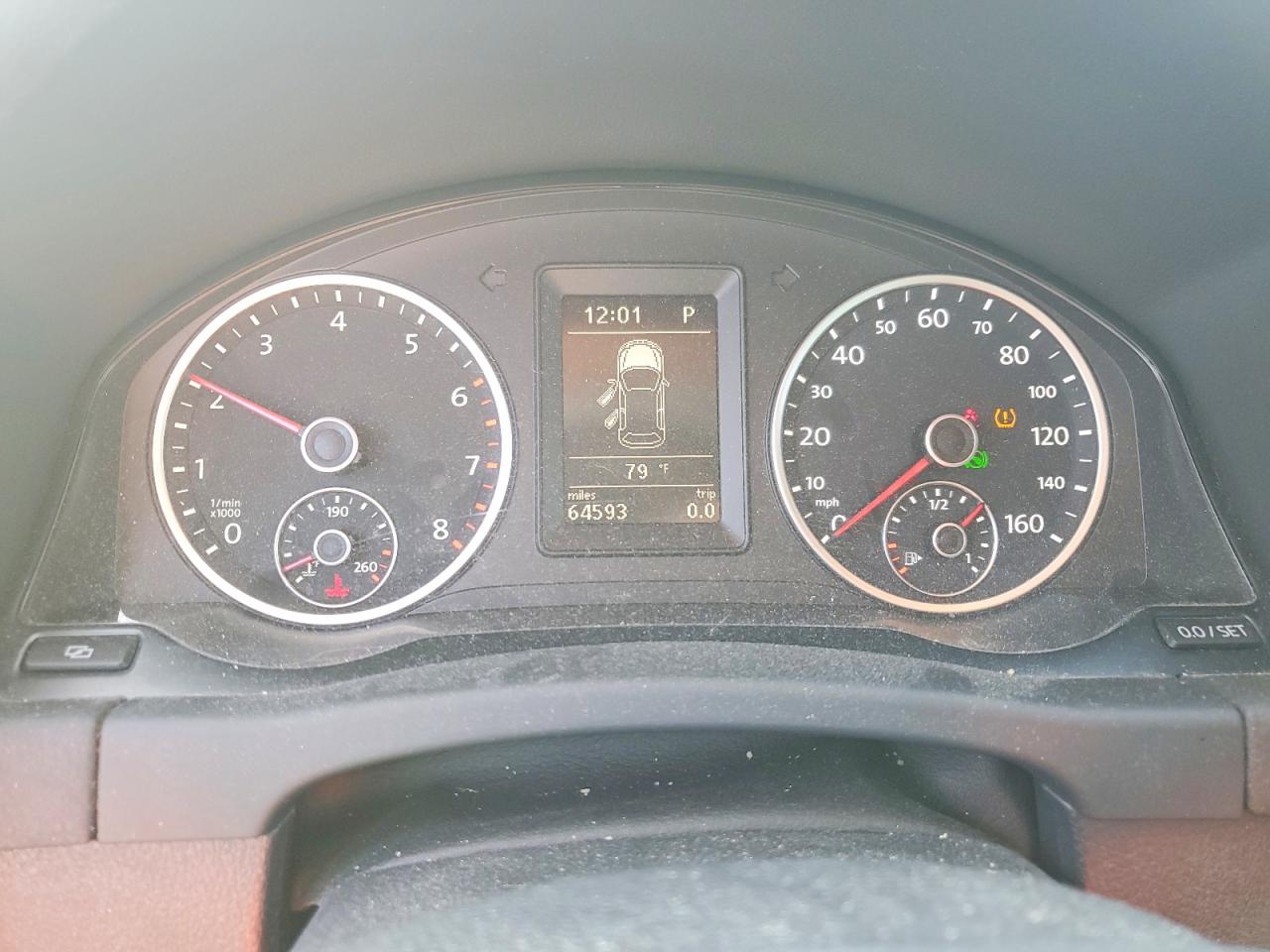 2012 Volkswagen Tiguan S Silver vin: WVGBV7AX2CW591766
