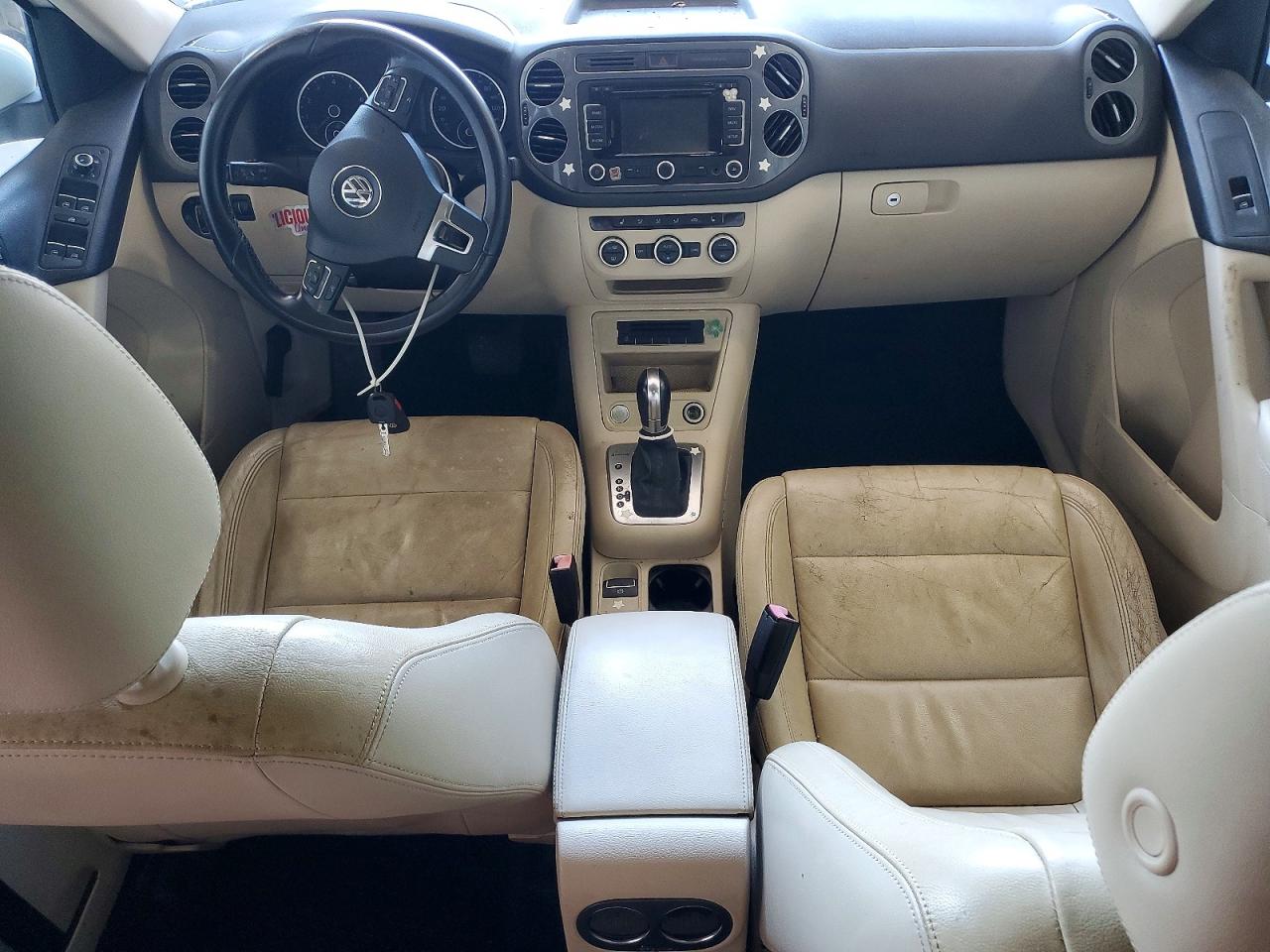 2013 Volkswagen Tiguan S Белый vin: WVGBV7AX2DW501582