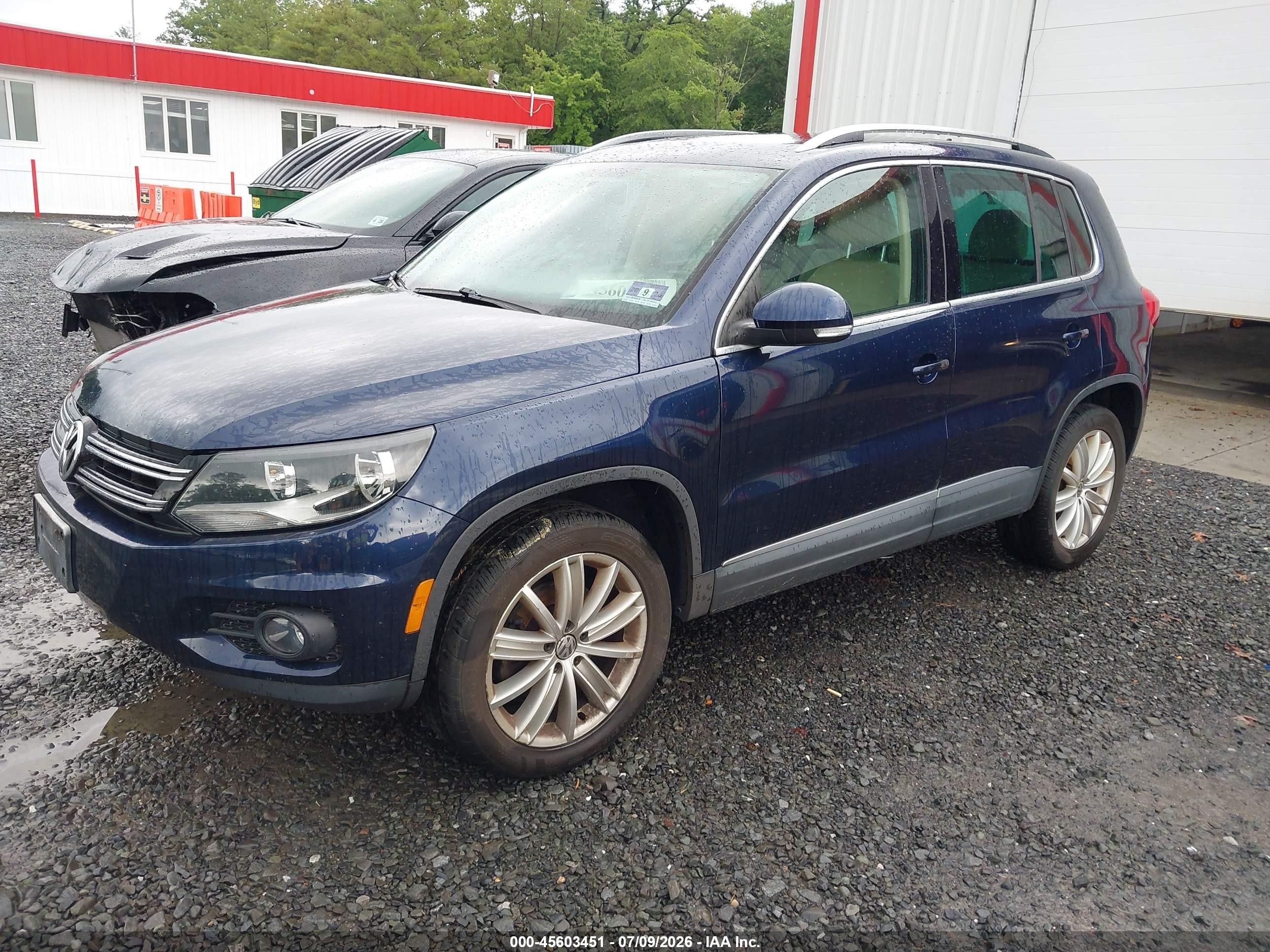 2013 Volkswagen Tiguan Se Синий vin: WVGBV7AX2DW510007