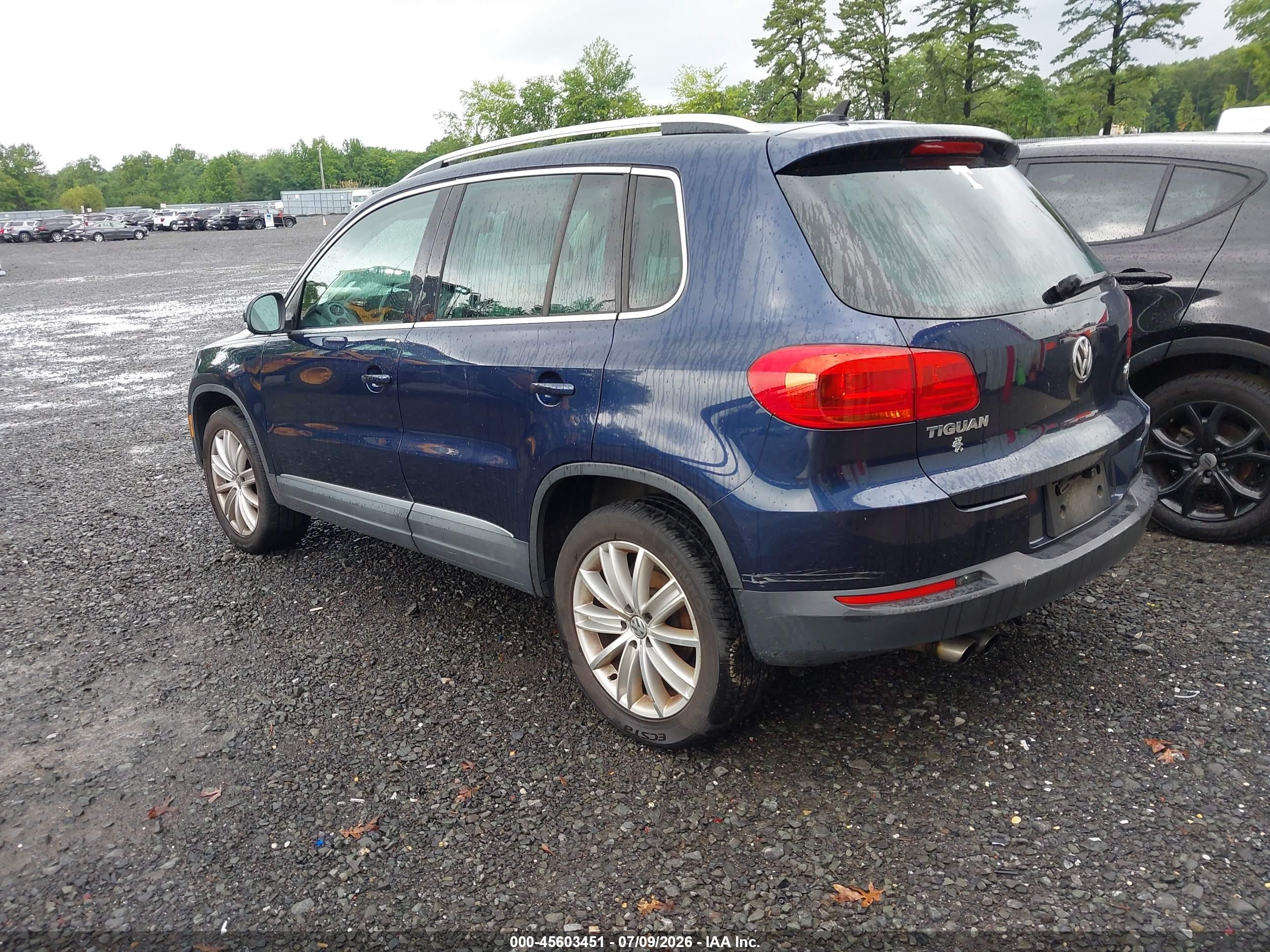2013 Volkswagen Tiguan Se Синий vin: WVGBV7AX2DW510007