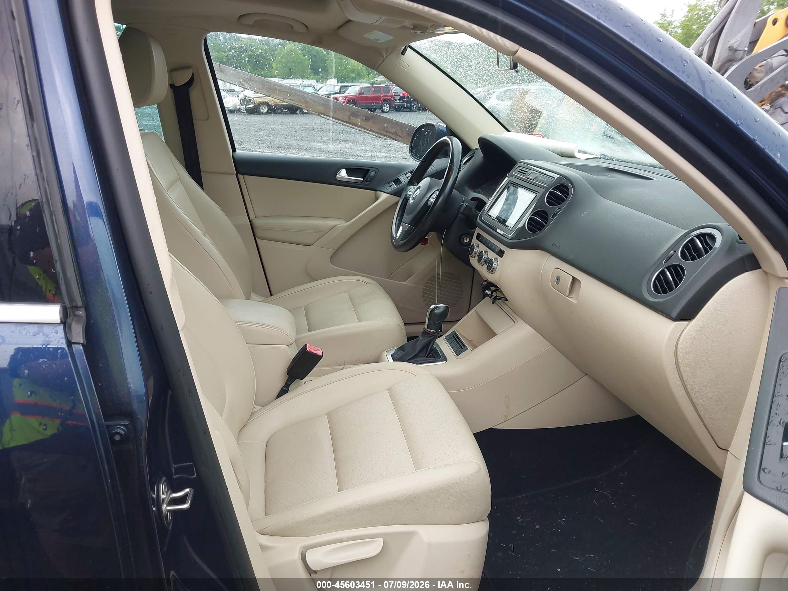 2013 Volkswagen Tiguan Se Синий vin: WVGBV7AX2DW510007