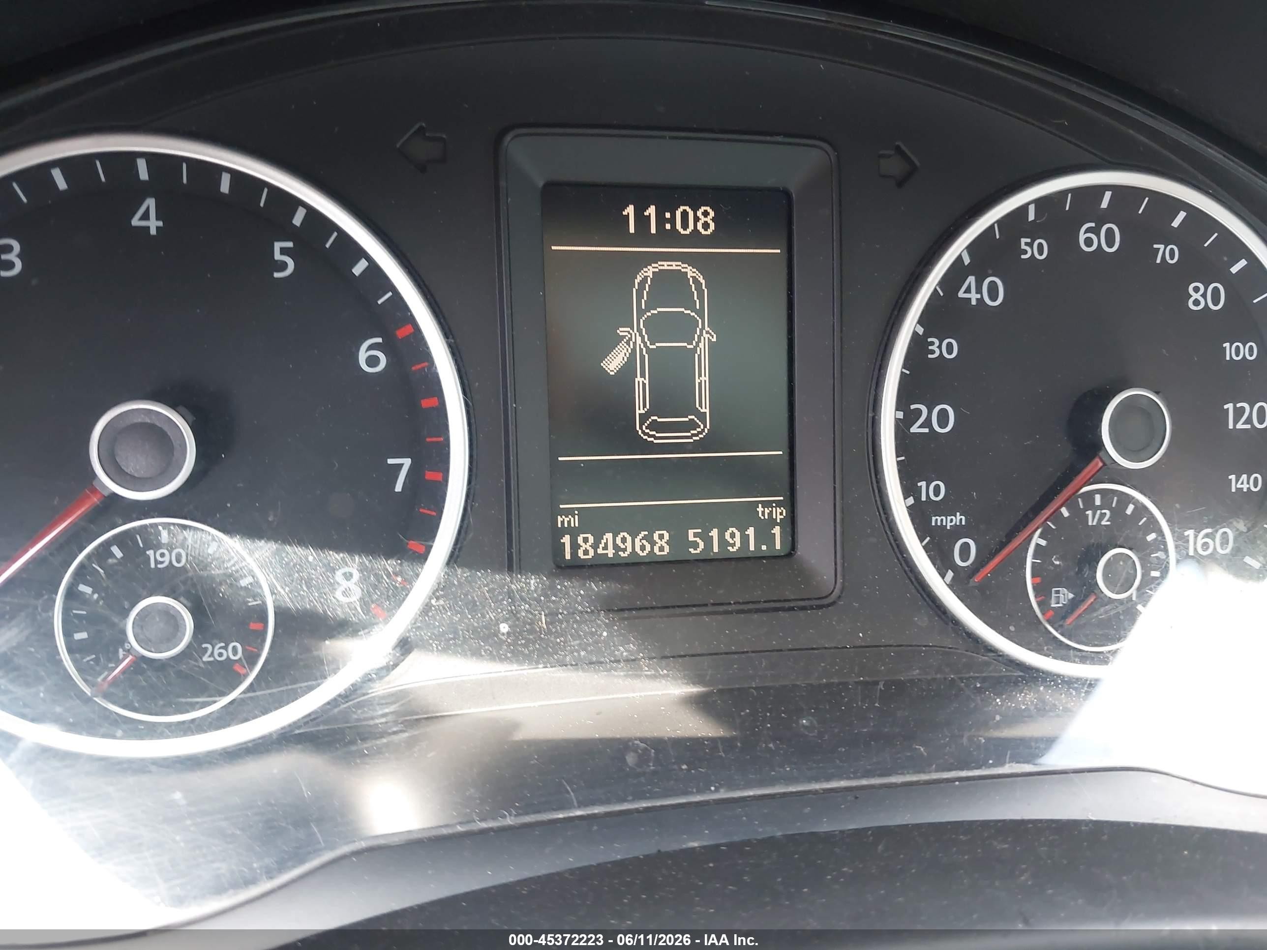 2013 Volkswagen Tiguan S Silver vin: WVGBV7AX2DW548398