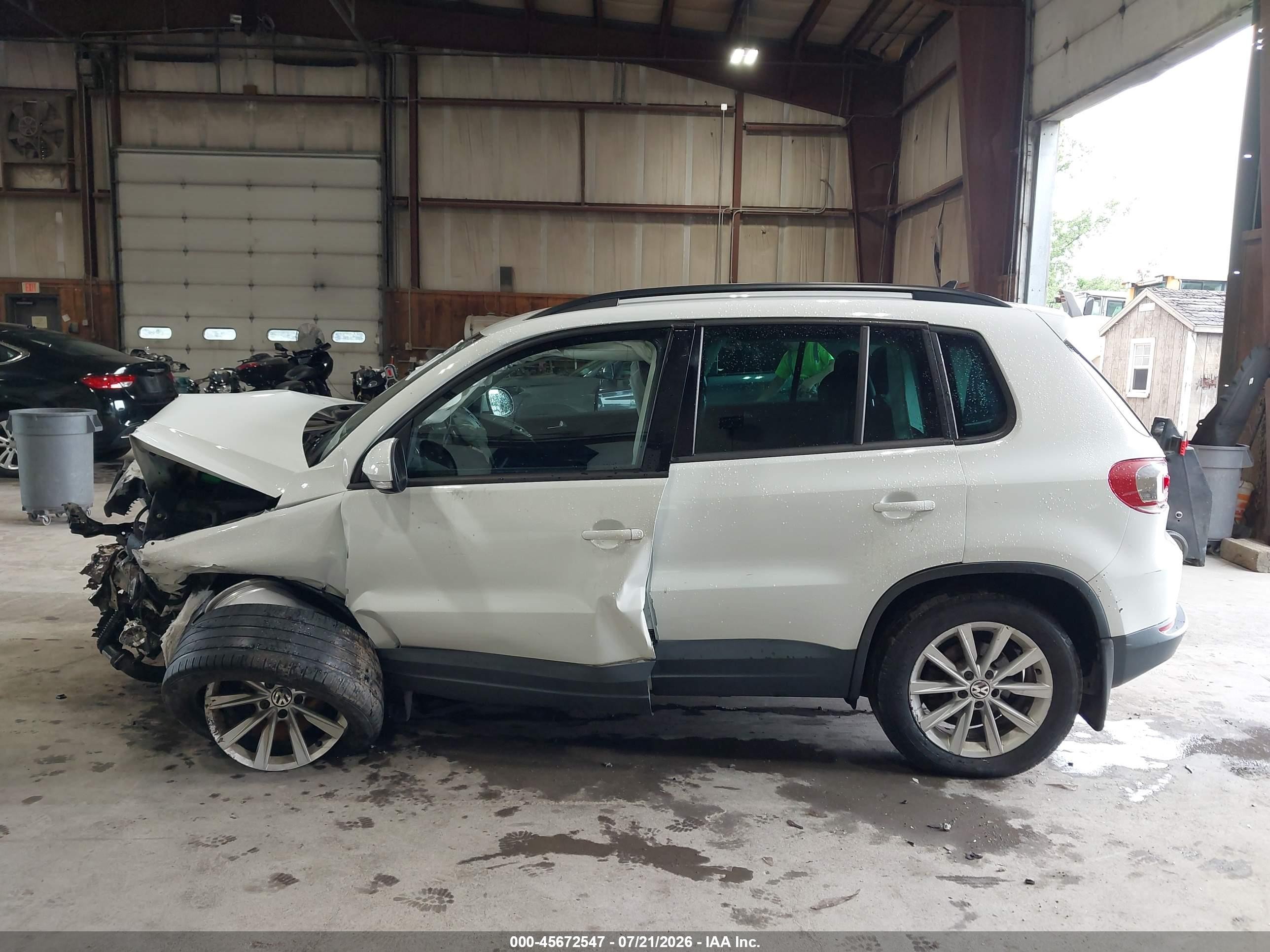 2015 Volkswagen Tiguan Se White vin: WVGBV7AX2FW510723