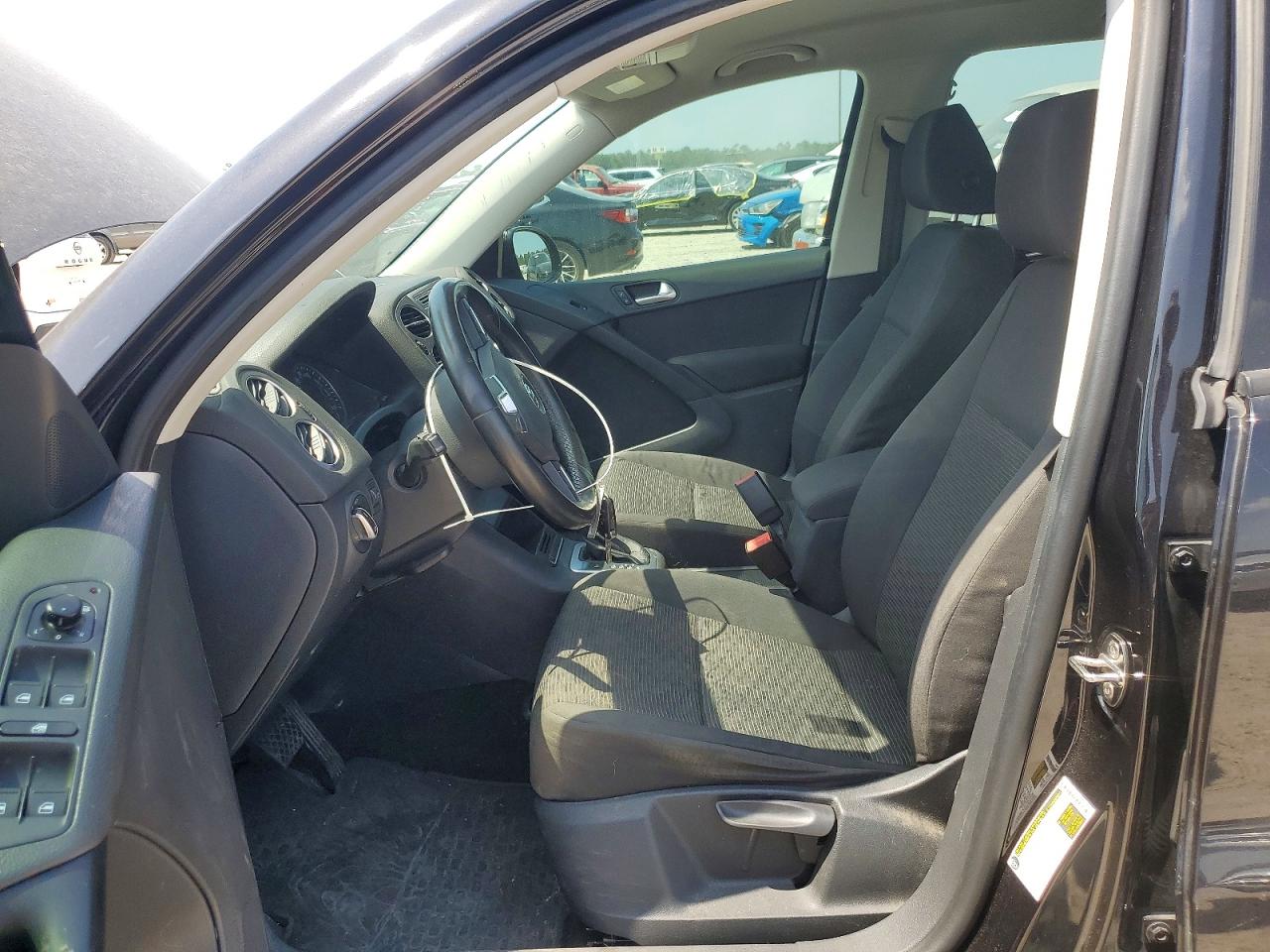 2015 Volkswagen Tiguan S Black vin: WVGBV7AX2FW553488