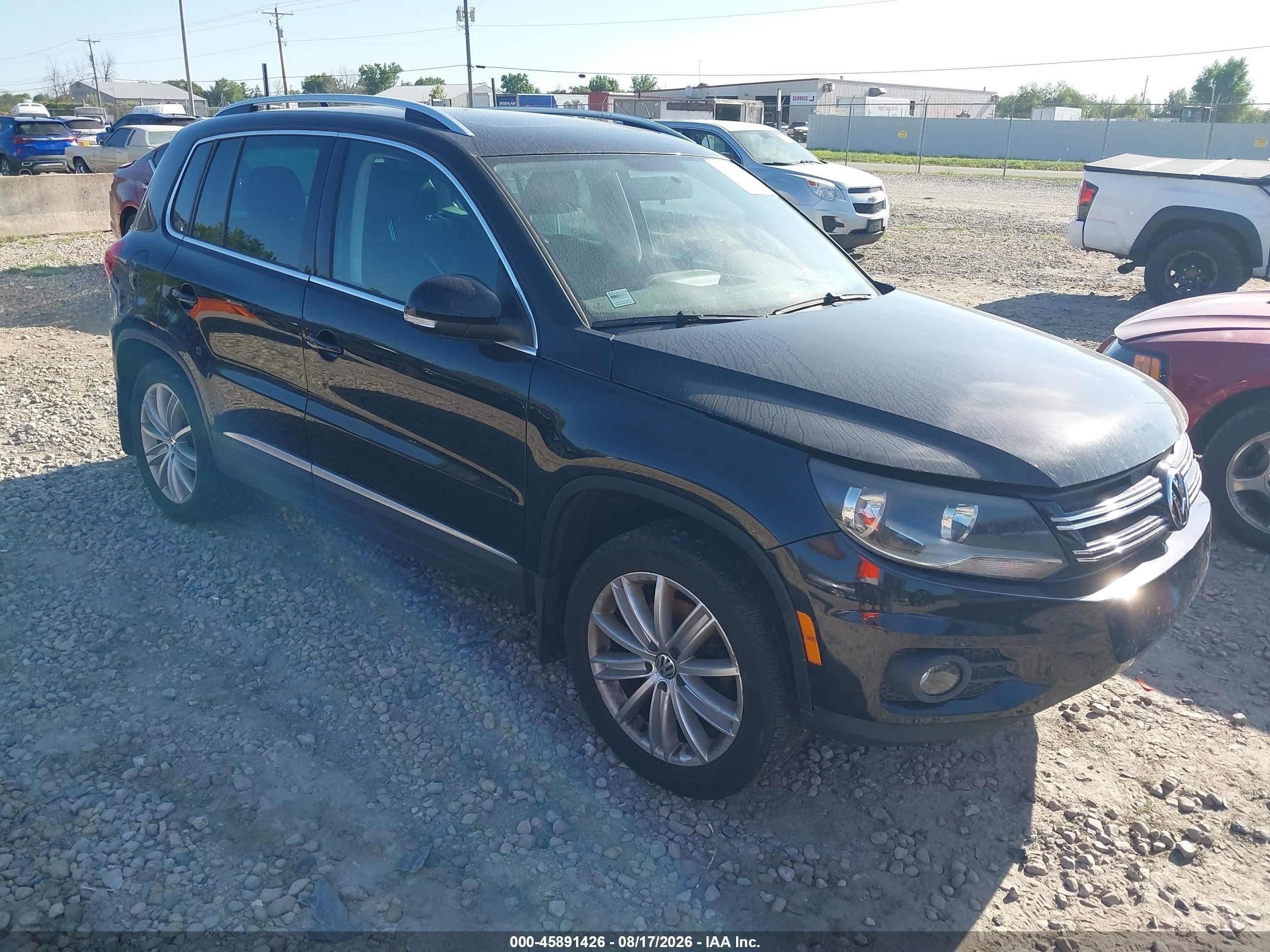 2015 Volkswagen Tiguan Se Black vin: WVGBV7AX2FW554897