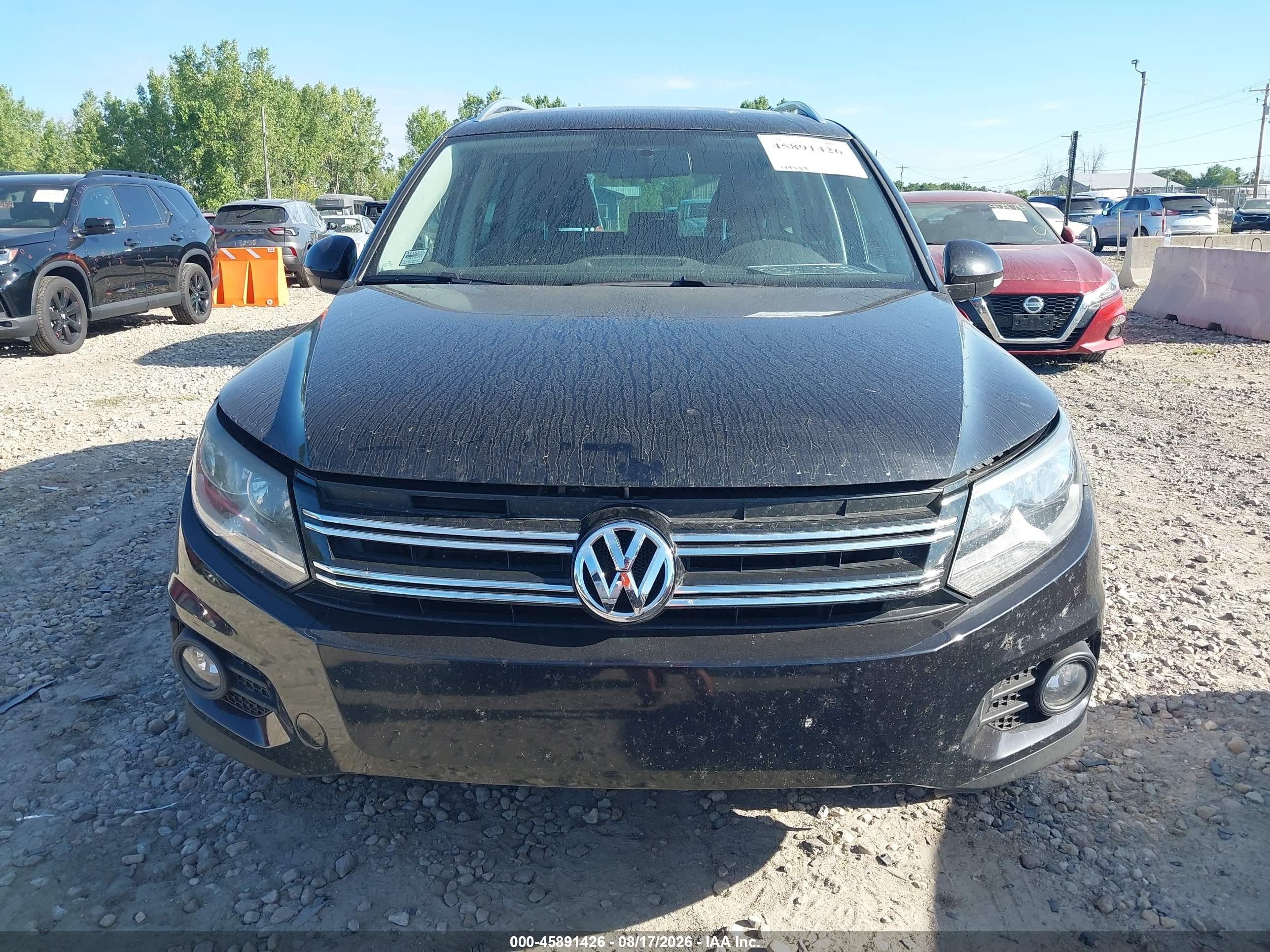 2015 Volkswagen Tiguan Se Черный vin: WVGBV7AX2FW554897