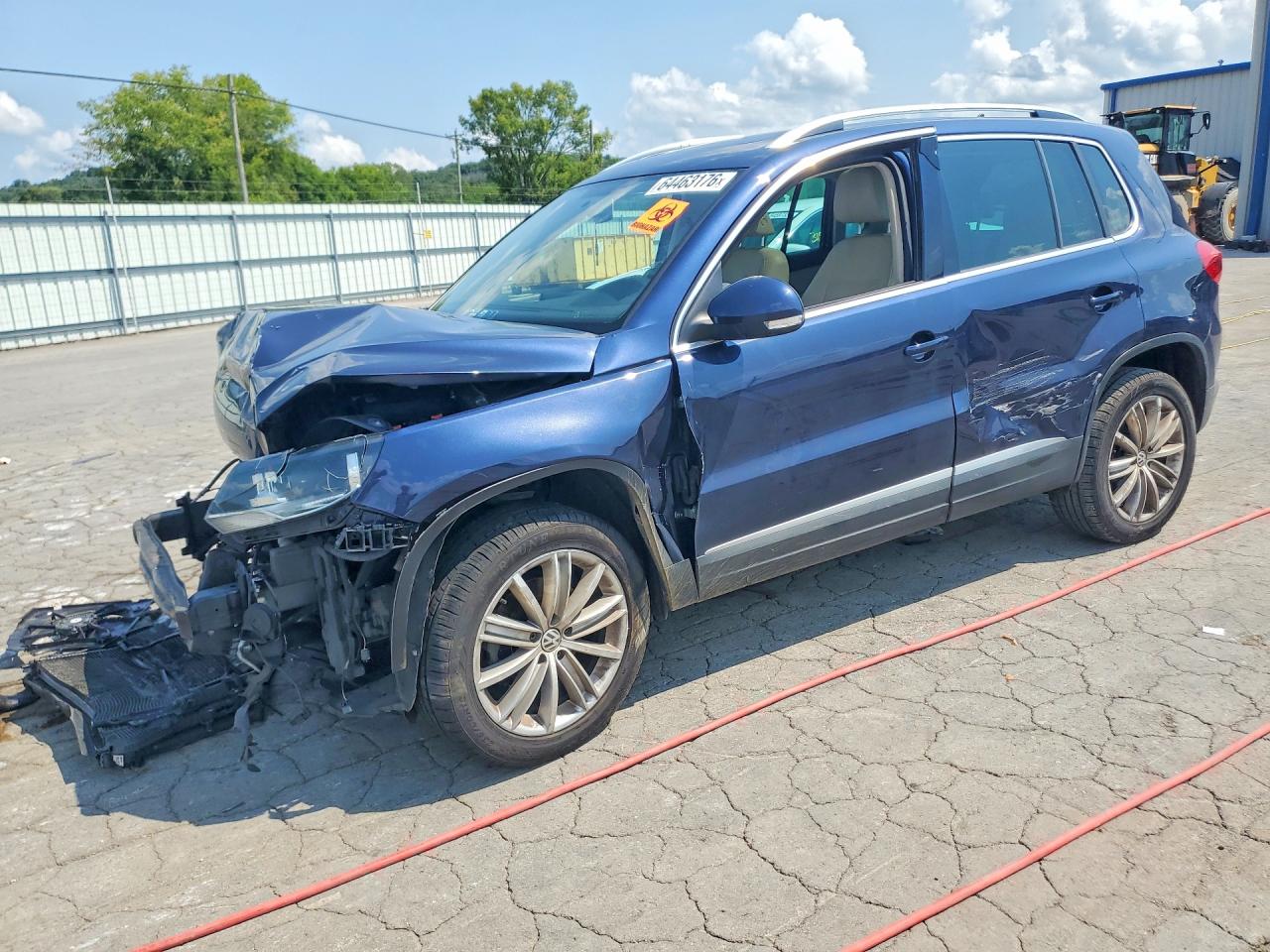 2015 Volkswagen Tiguan S Blue vin: WVGBV7AX2FW603404