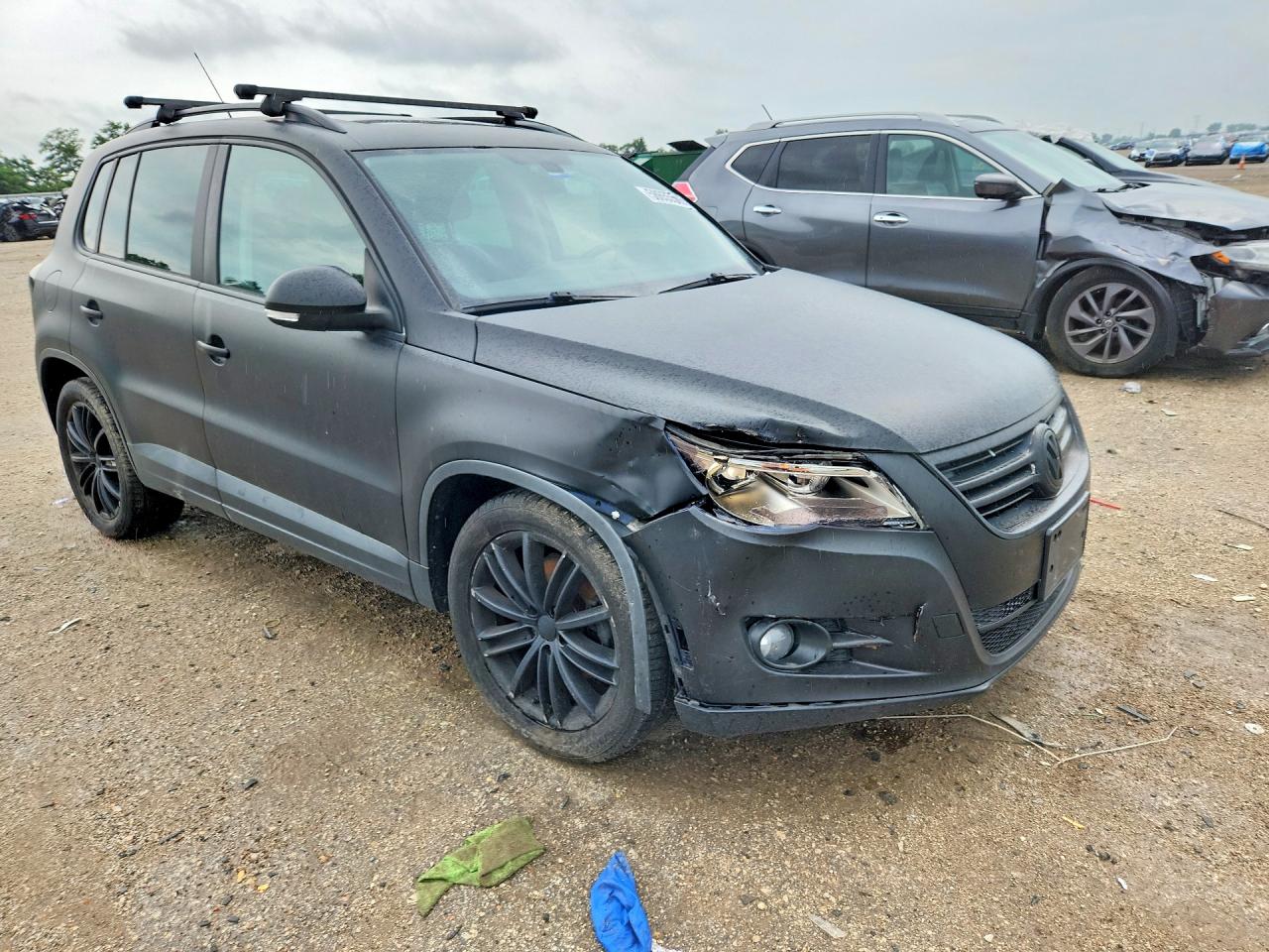 2011 Volkswagen Tiguan S Black vin: WVGBV7AX3BW534426