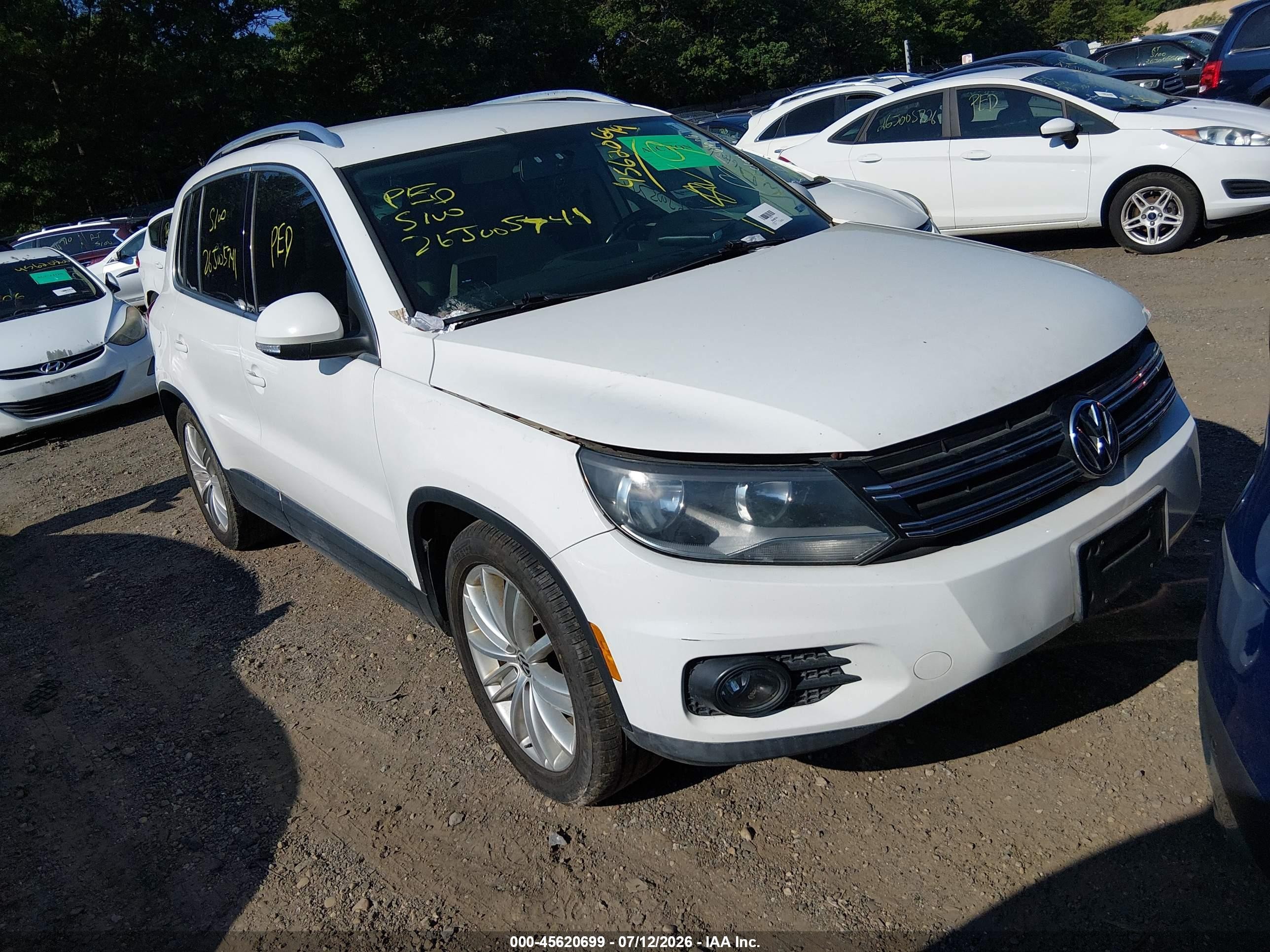 2012 Volkswagen Tiguan Se White vin: WVGBV7AX3CW509110