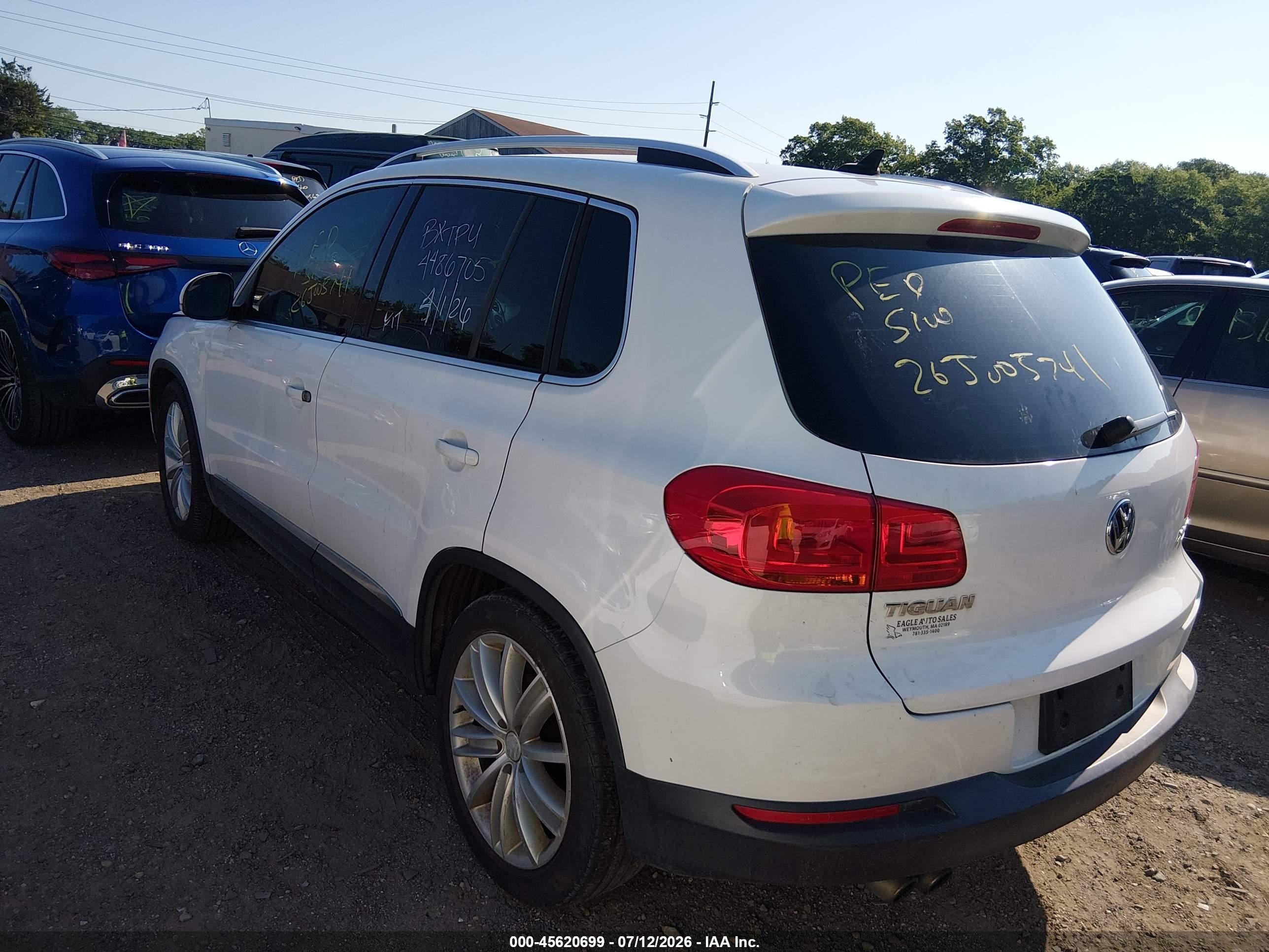 2012 Volkswagen Tiguan Se White vin: WVGBV7AX3CW509110