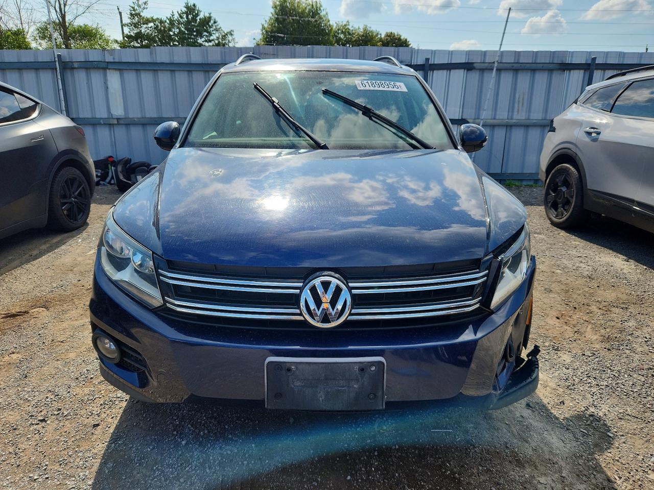 2012 Volkswagen Tiguan S Blue vin: WVGBV7AX3CW562860