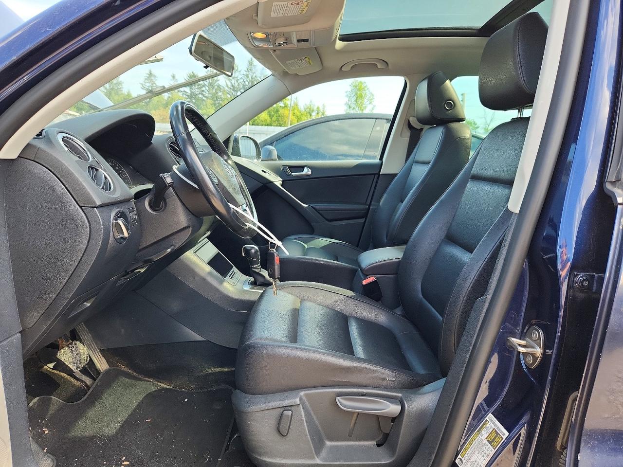 2012 Volkswagen Tiguan S Blue vin: WVGBV7AX3CW562860