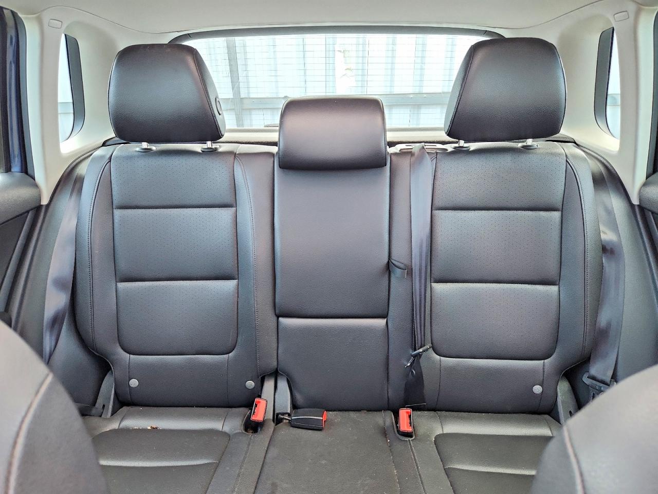 2012 Volkswagen Tiguan S Blue vin: WVGBV7AX3CW562860