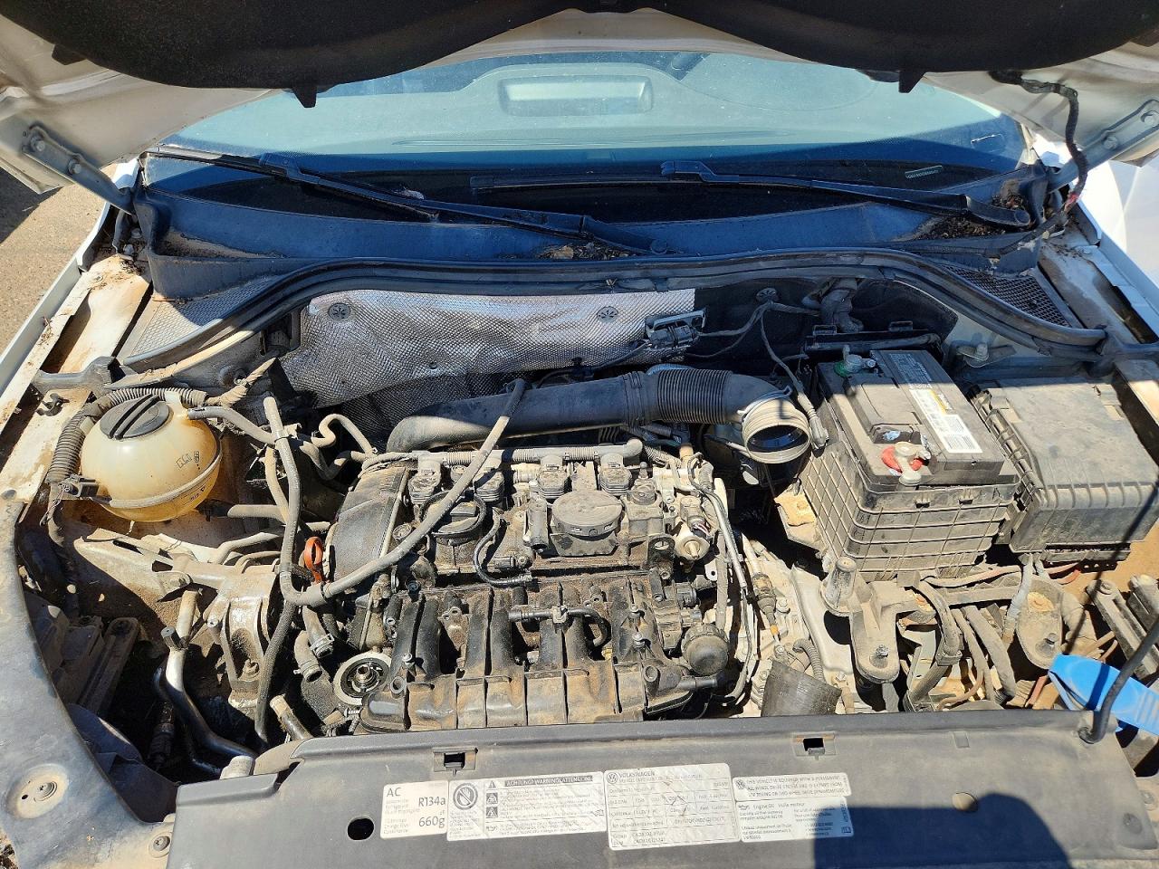 2012 Volkswagen Tiguan S White vin: WVGBV7AX3CW585054