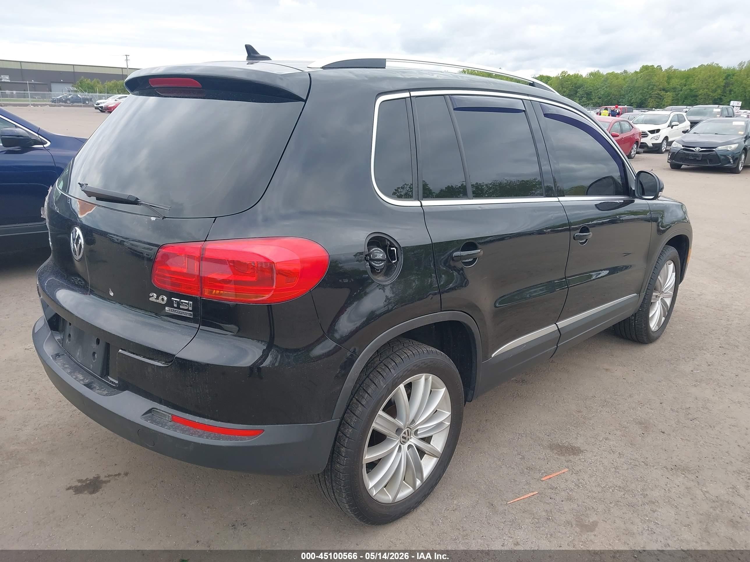 2012 Volkswagen Tiguan Se Black vin: WVGBV7AX3CW608042