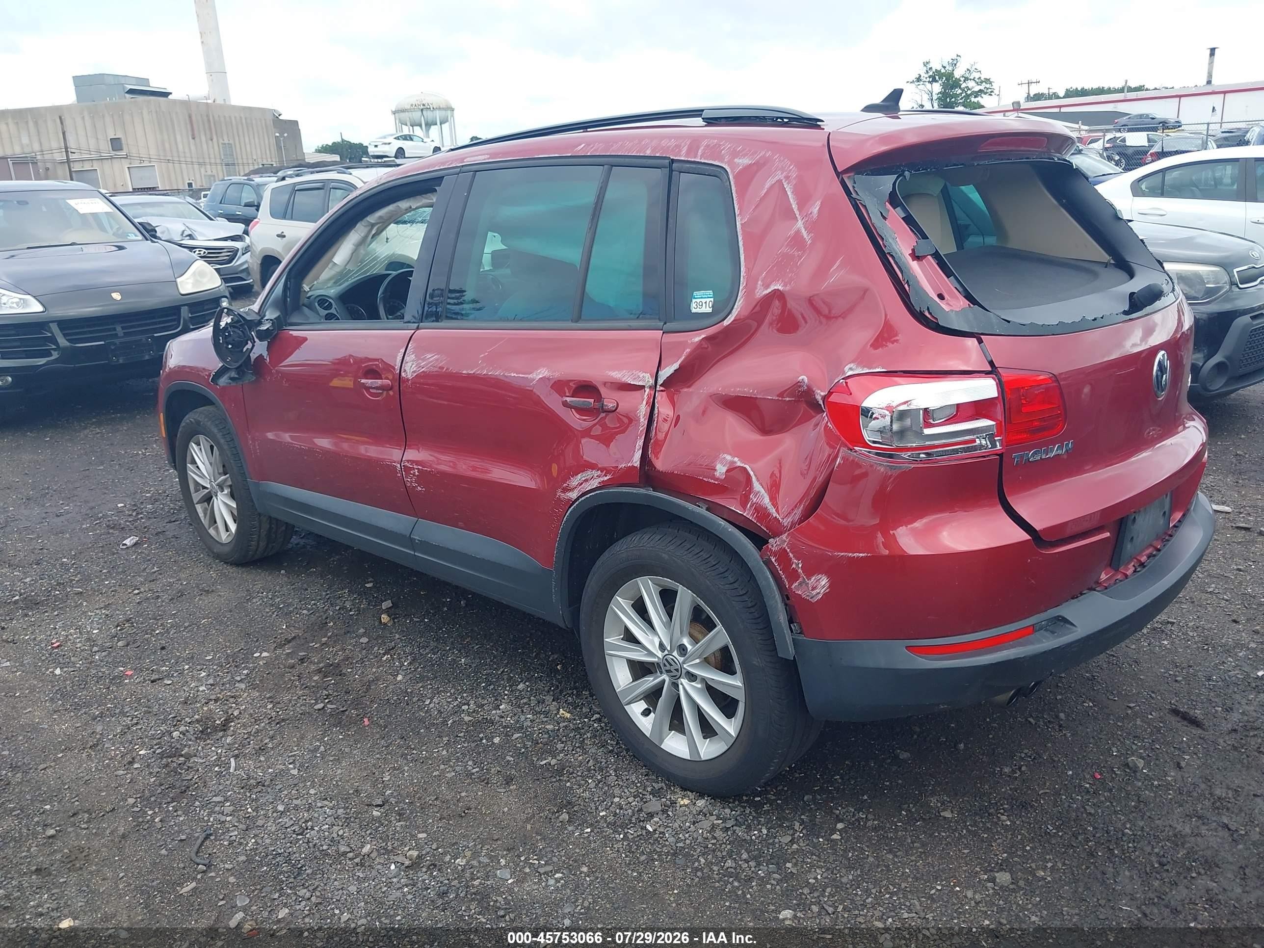 2015 Volkswagen Tiguan Se Red vin: WVGBV7AX3FW086355