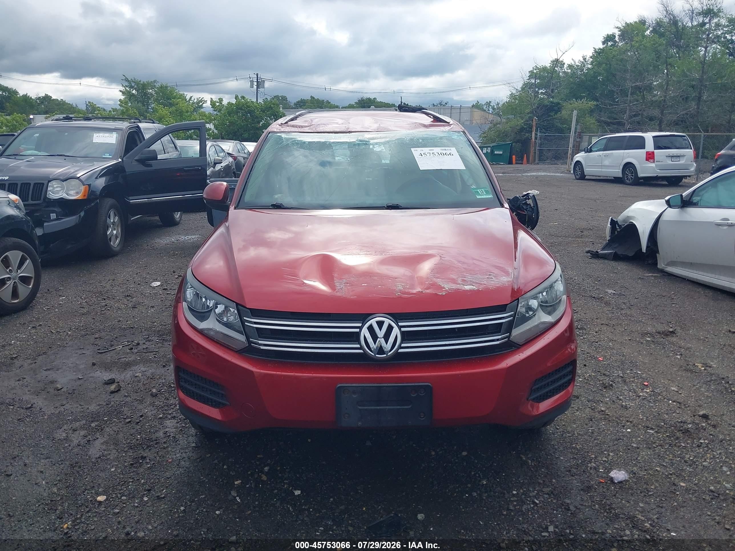 2015 Volkswagen Tiguan Se Red vin: WVGBV7AX3FW086355