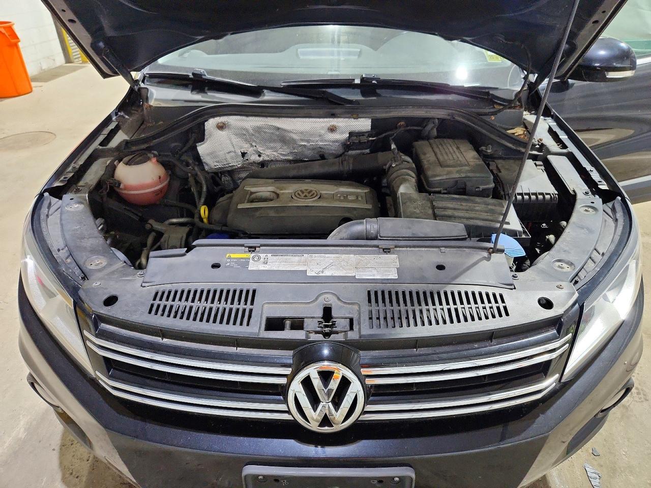 2015 Volkswagen Tiguan S Black vin: WVGBV7AX3FW517132