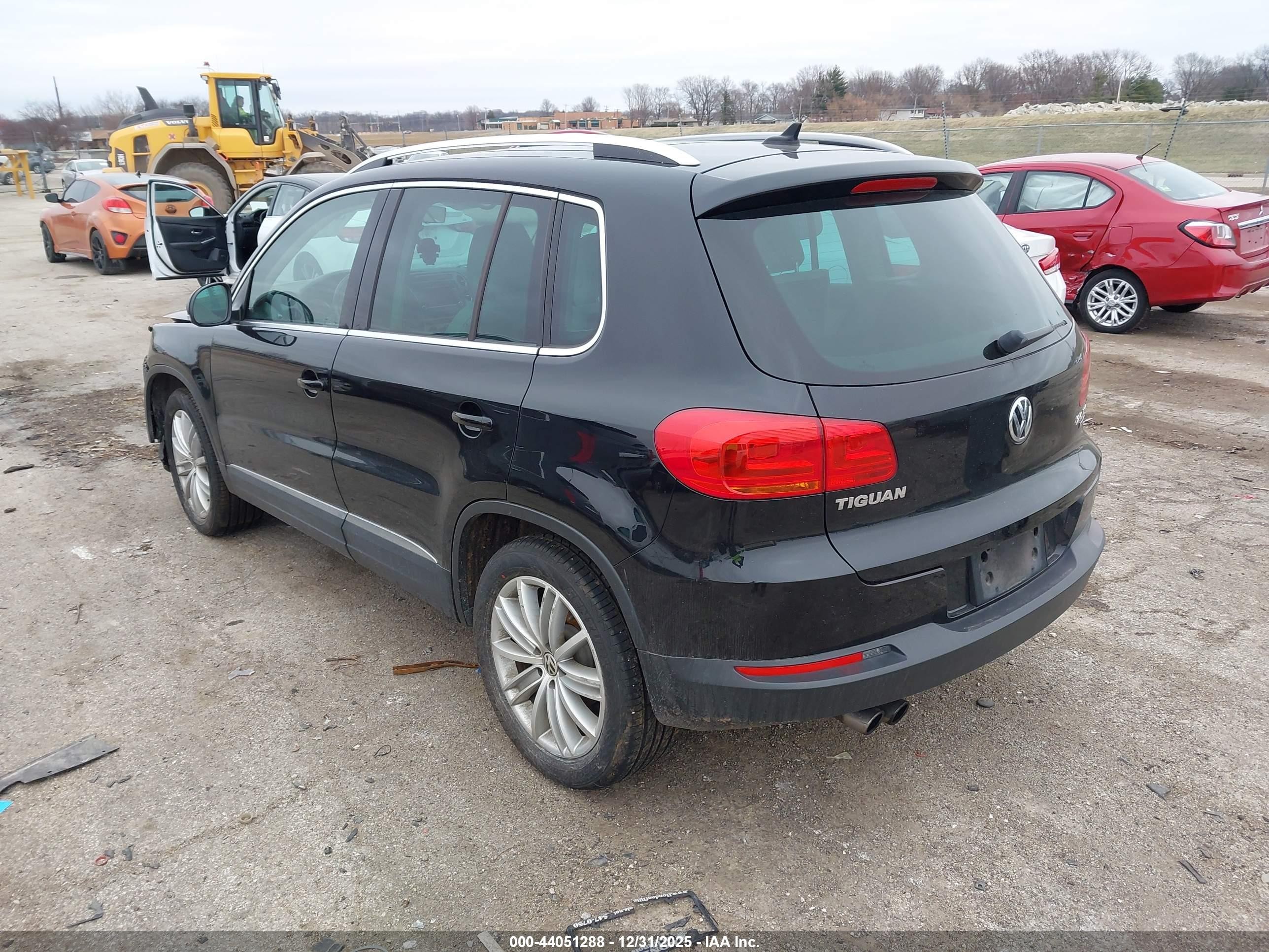 2015 Volkswagen Tiguan Se Black vin: WVGBV7AX3FW556674