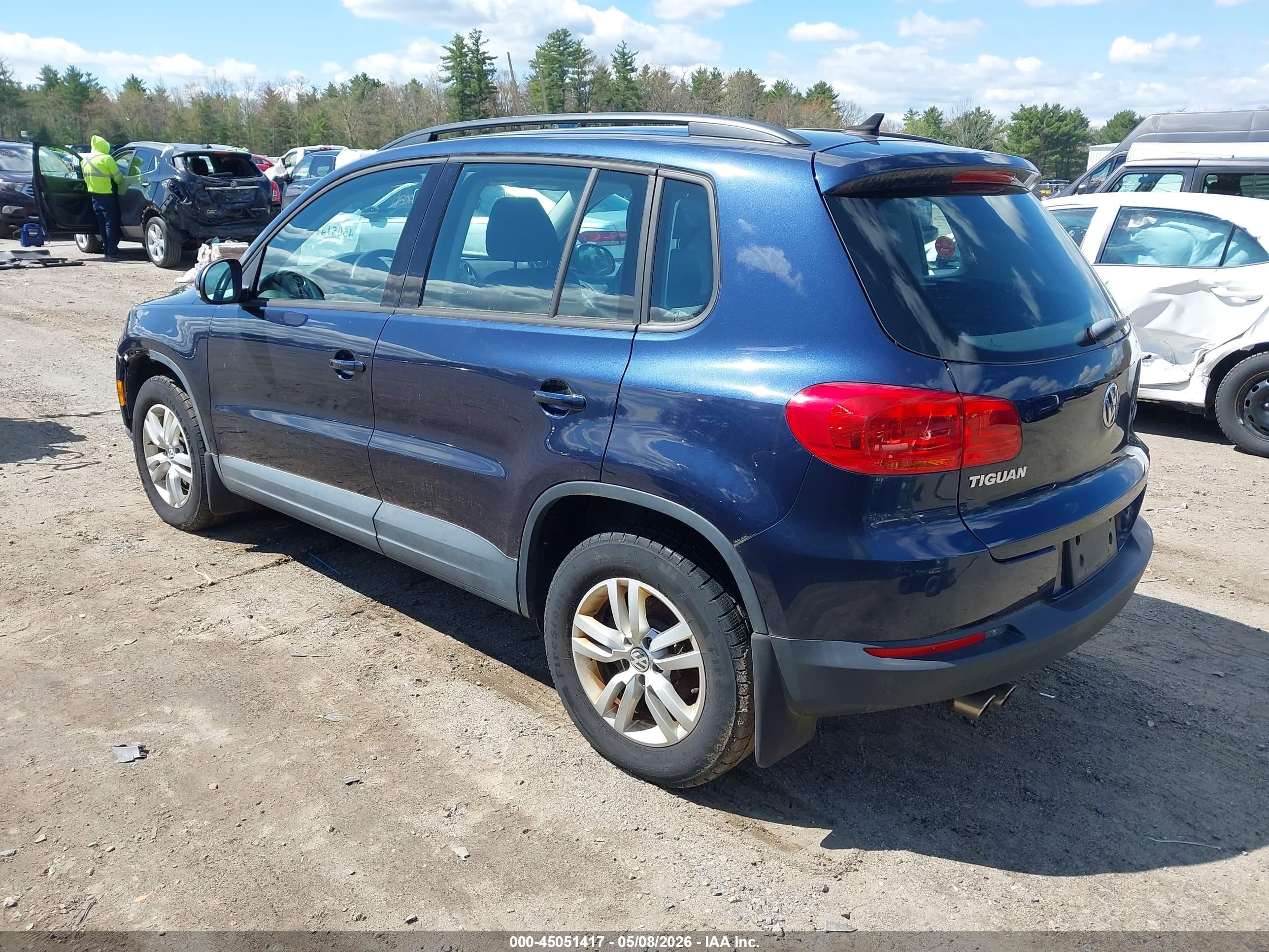 2015 Volkswagen Tiguan S Black vin: WVGBV7AX3FW574480