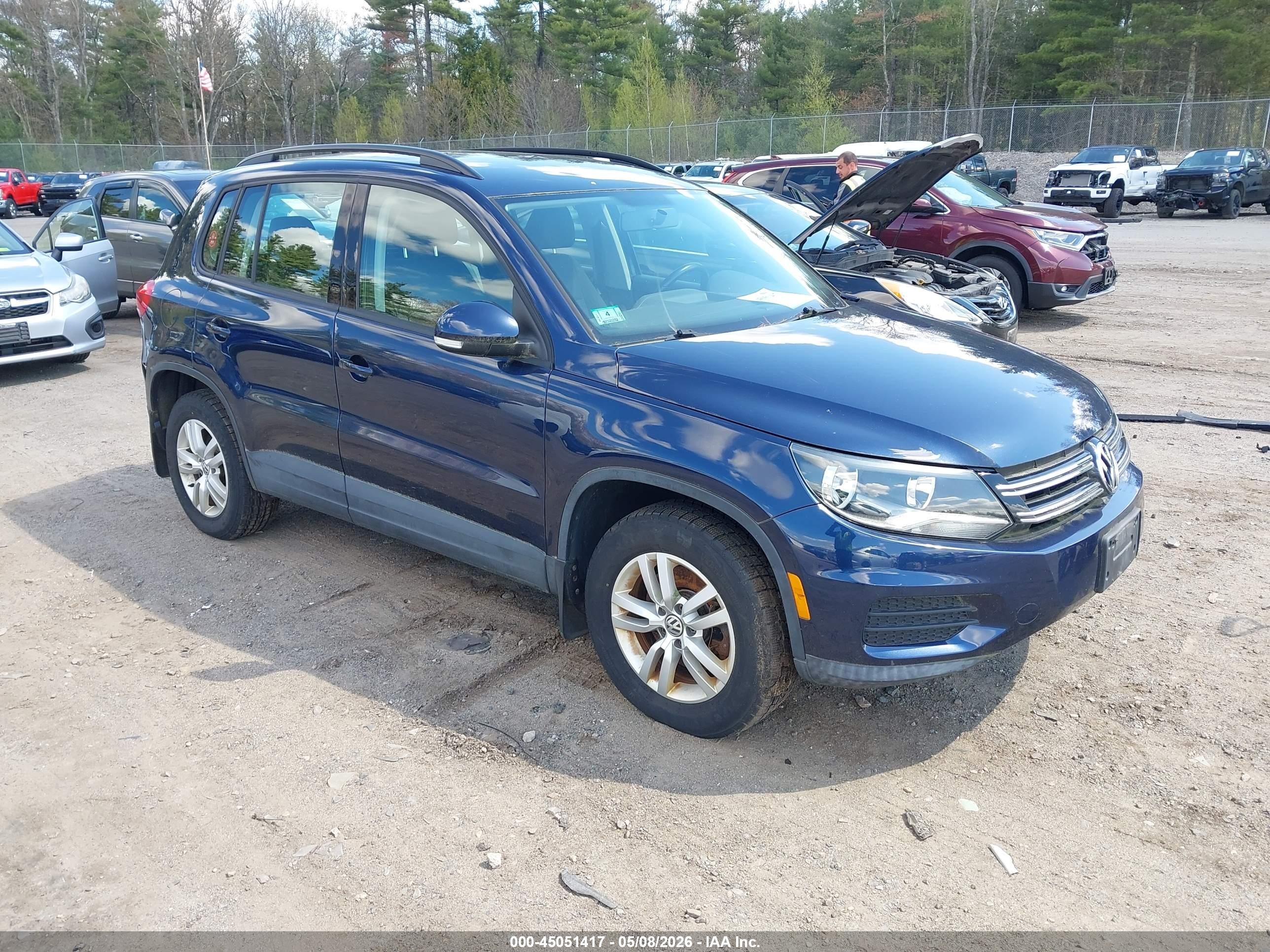 2015 Volkswagen Tiguan S Black vin: WVGBV7AX3FW574480