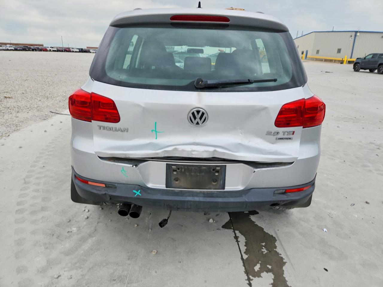 2015 Volkswagen Tiguan S Silver vin: WVGBV7AX3FW610040