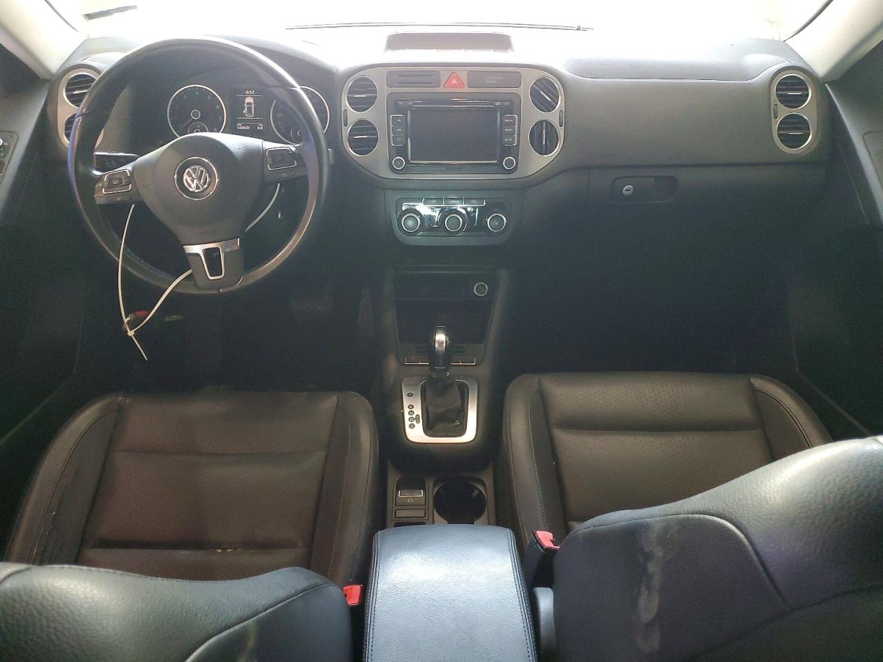 2011 Volkswagen Tiguan S White vin: WVGBV7AX4BW503895