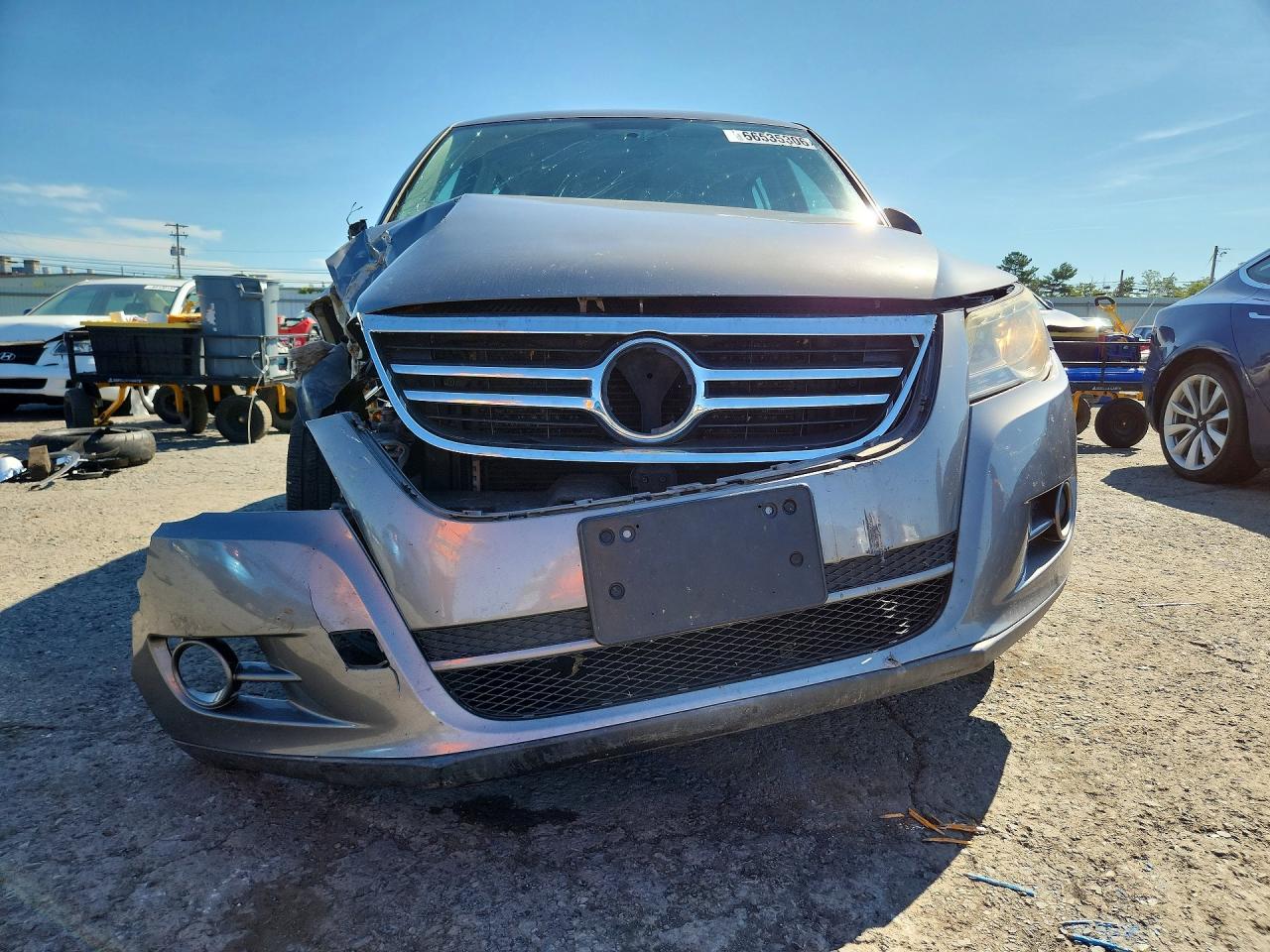 2011 Volkswagen Tiguan S Gray vin: WVGBV7AX4BW506523