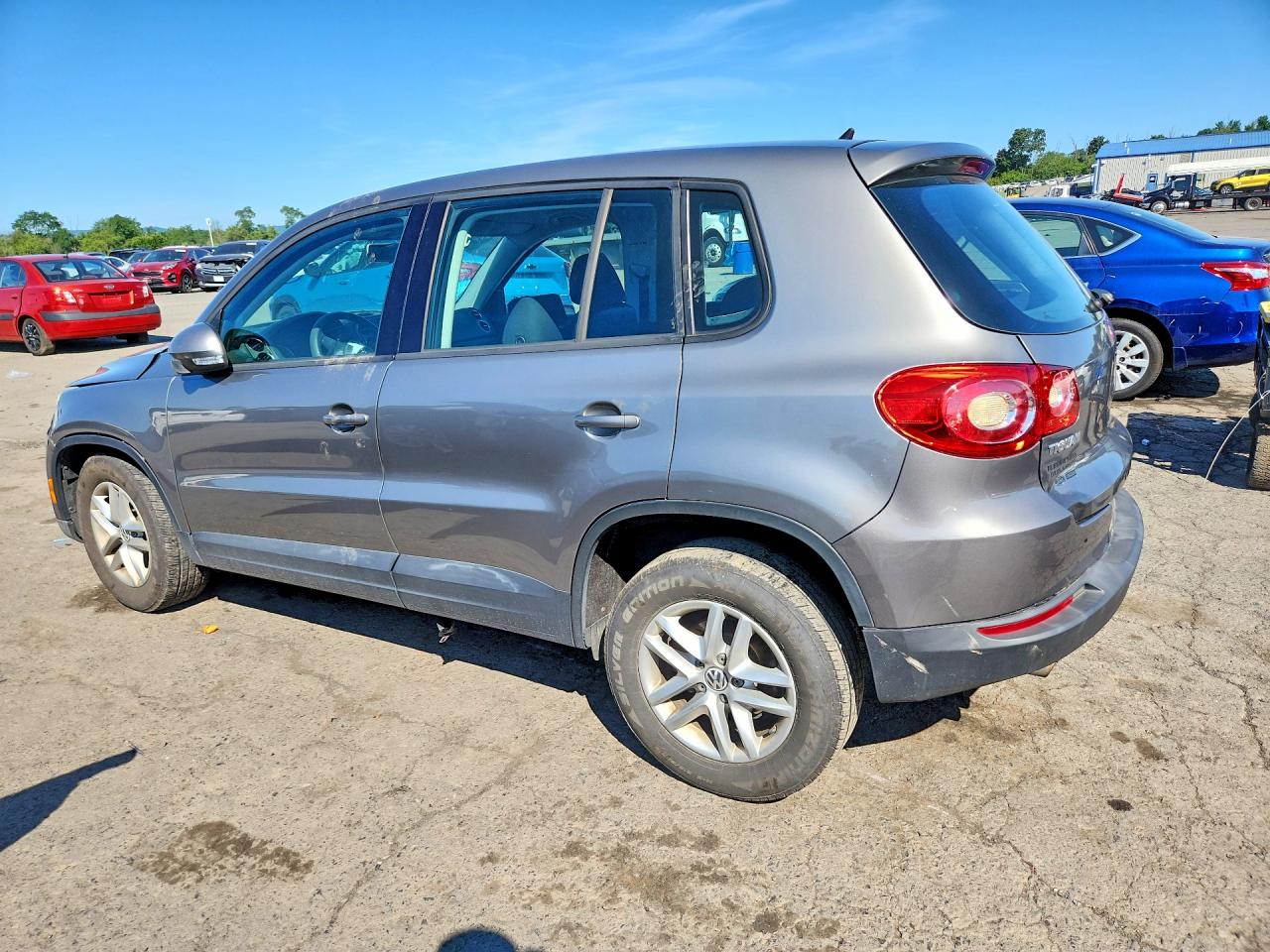 2011 Volkswagen Tiguan S Gray vin: WVGBV7AX4BW506523