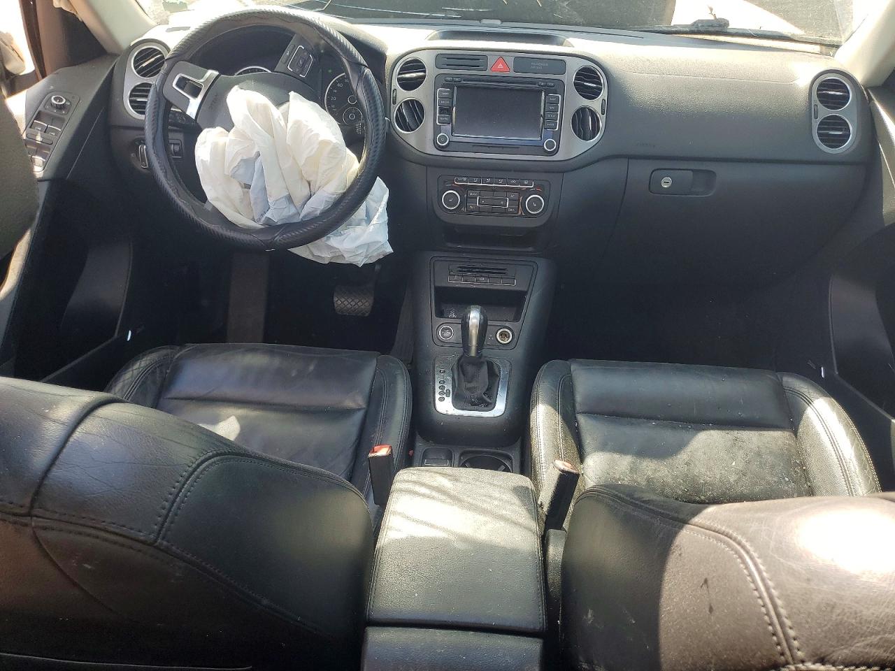 2011 Volkswagen Tiguan S Black vin: WVGBV7AX4BW508546