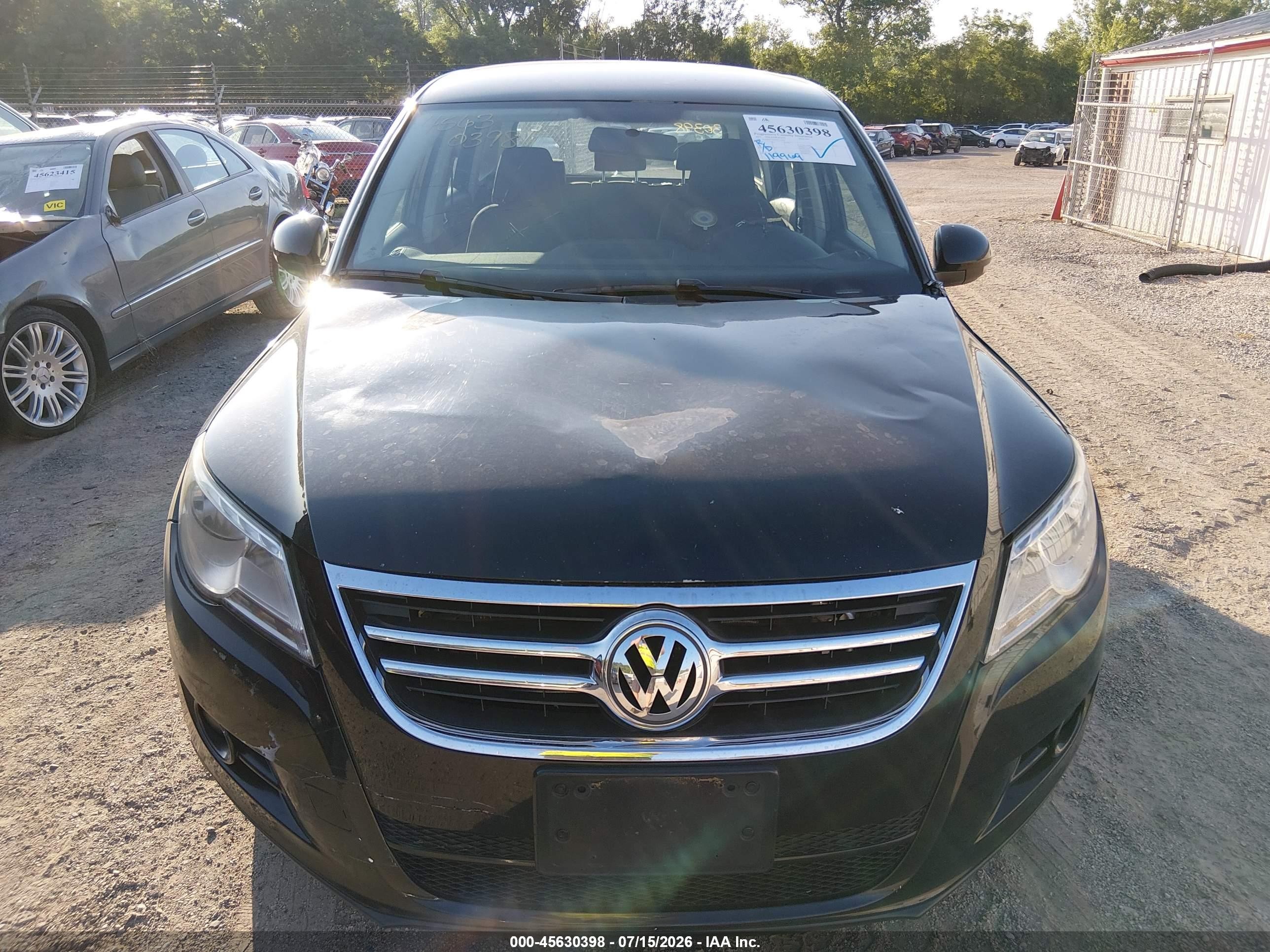 2011 Volkswagen Tiguan S Black vin: WVGBV7AX4BW519949