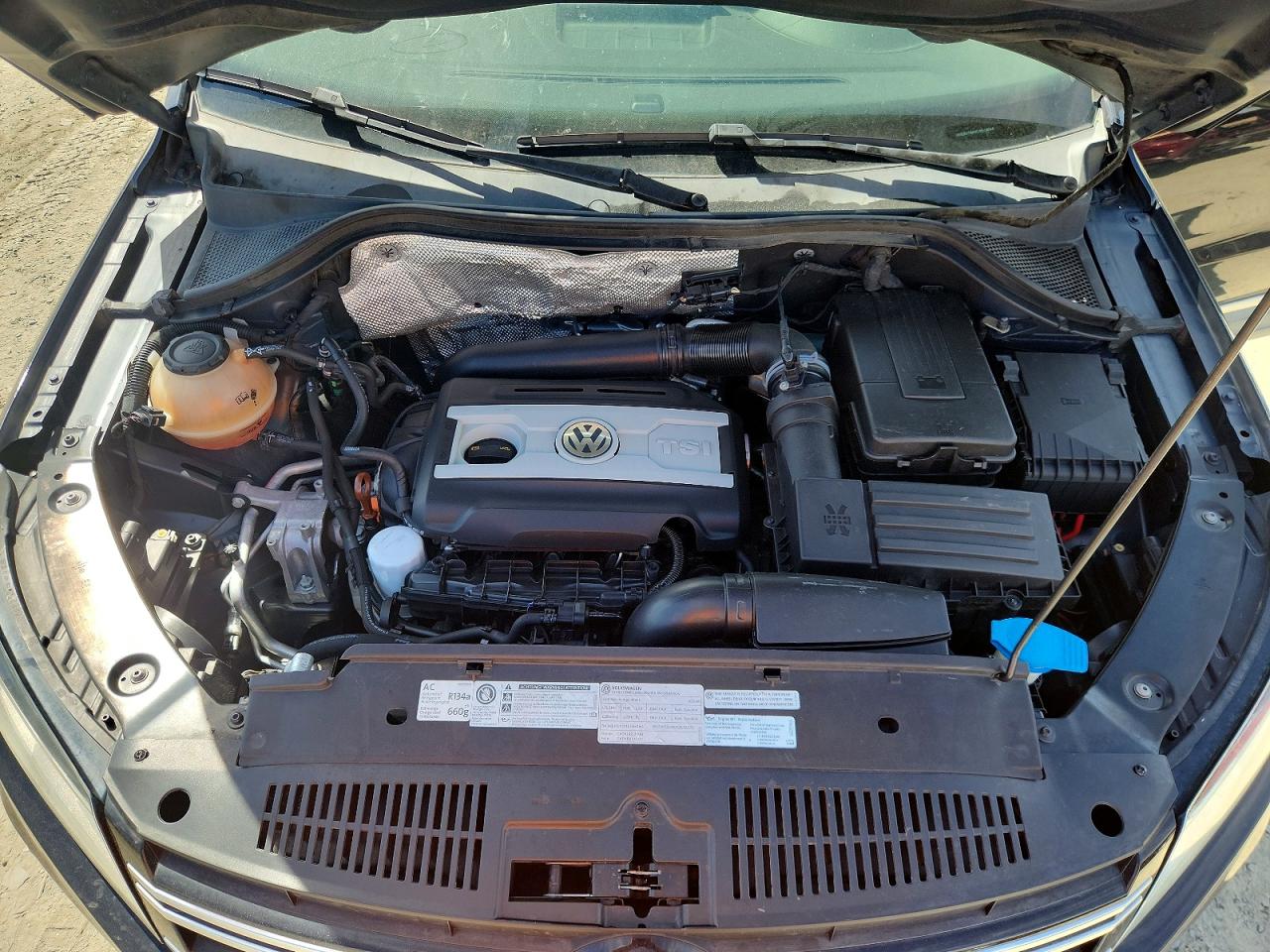 2012 Volkswagen Tiguan Черный vin: WVGBV7AX4CW518544
