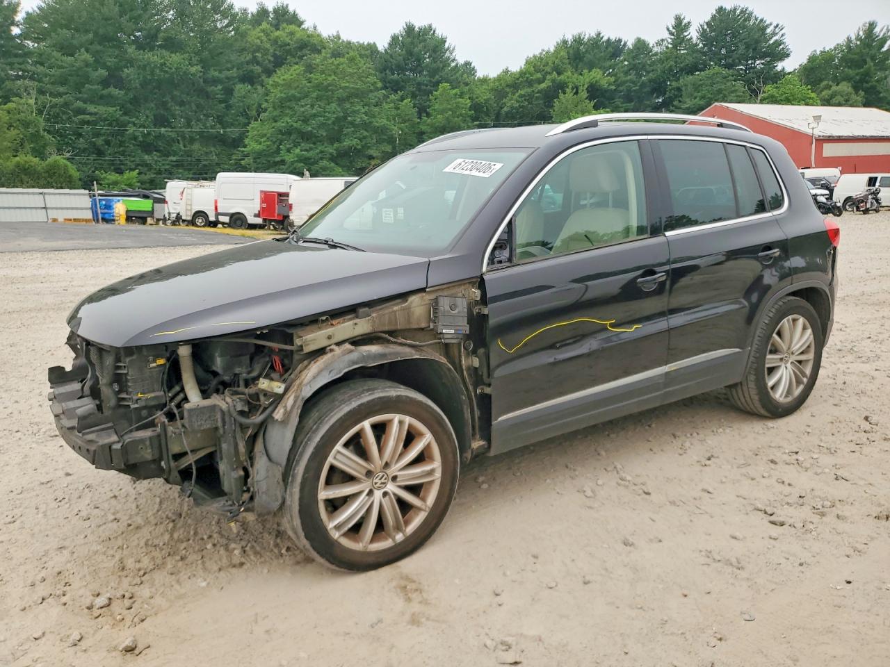 2012 Volkswagen Tiguan S Black vin: WVGBV7AX4CW539555