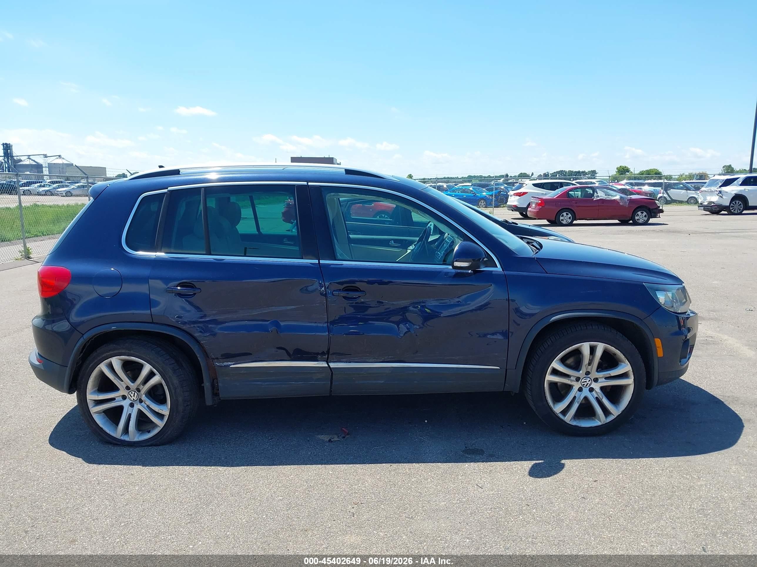 2012 Volkswagen Tiguan Sel Blue vin: WVGBV7AX4CW609443