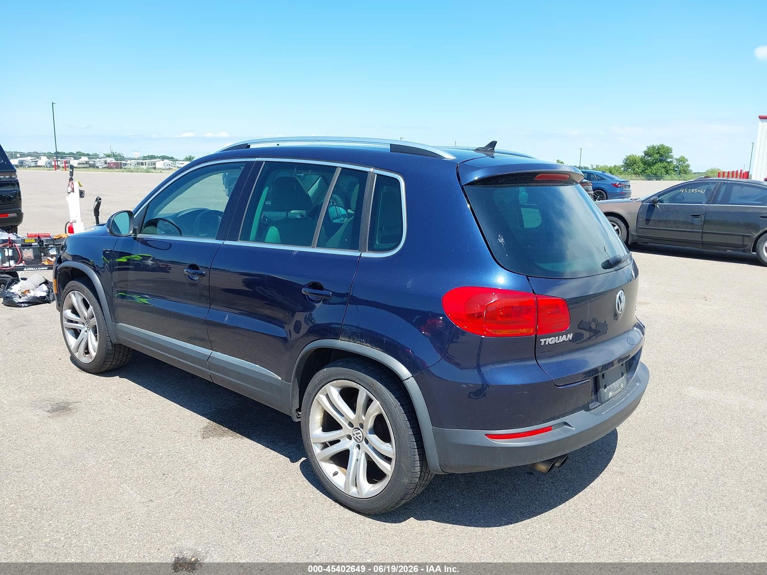 2012 Volkswagen Tiguan Sel Blue vin: WVGBV7AX4CW609443