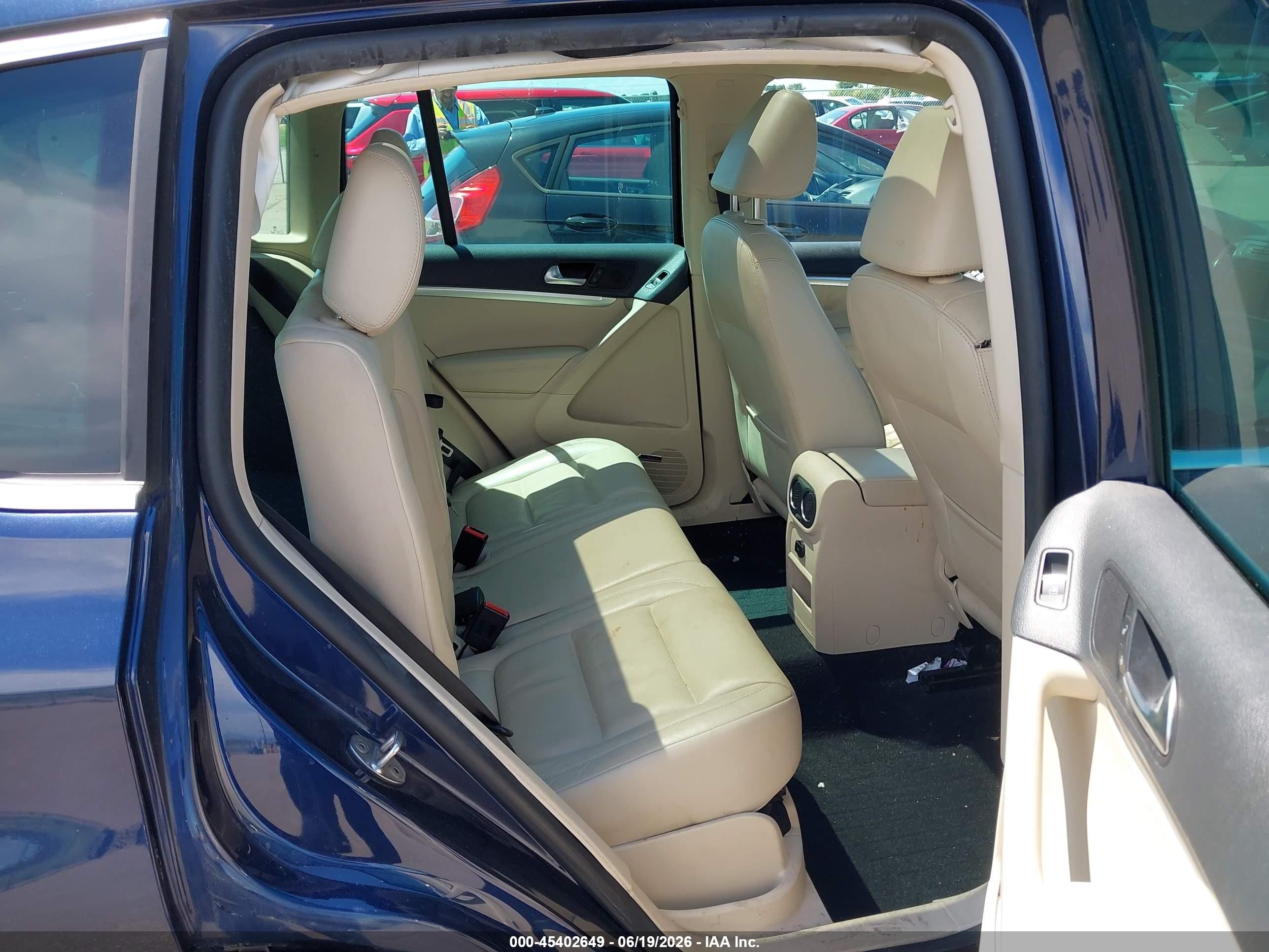 2012 Volkswagen Tiguan Sel Blue vin: WVGBV7AX4CW609443