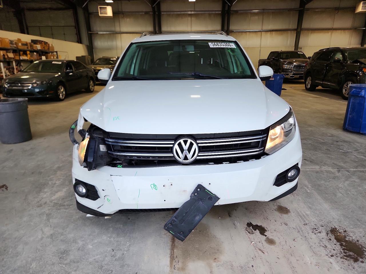 2015 Volkswagen Tiguan S White vin: WVGBV7AX4FW502364